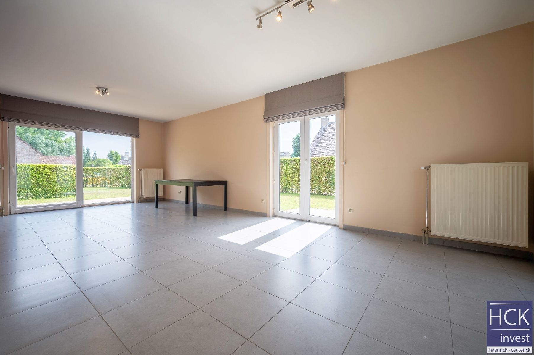 KRUISHOUTEM - Instapklare woning met 3 SLPK. én zongerichte tuin foto 3