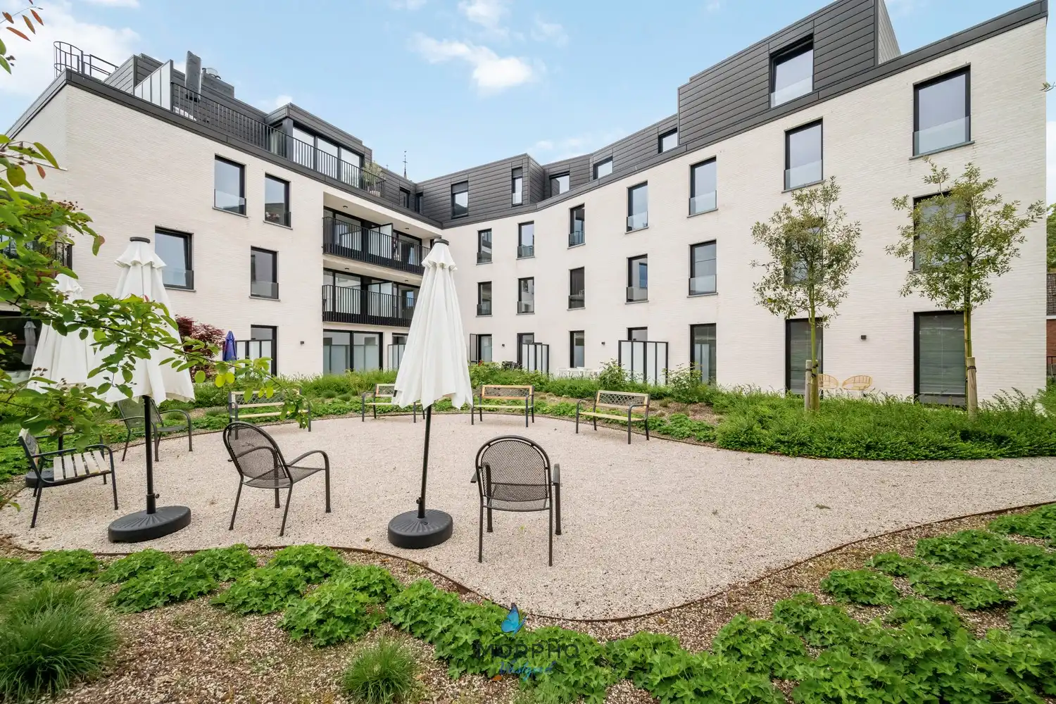 Ruim afgewerkt 3-slaapkamerappartement van in Residentie Sint Amandus, Zwevegem foto 4