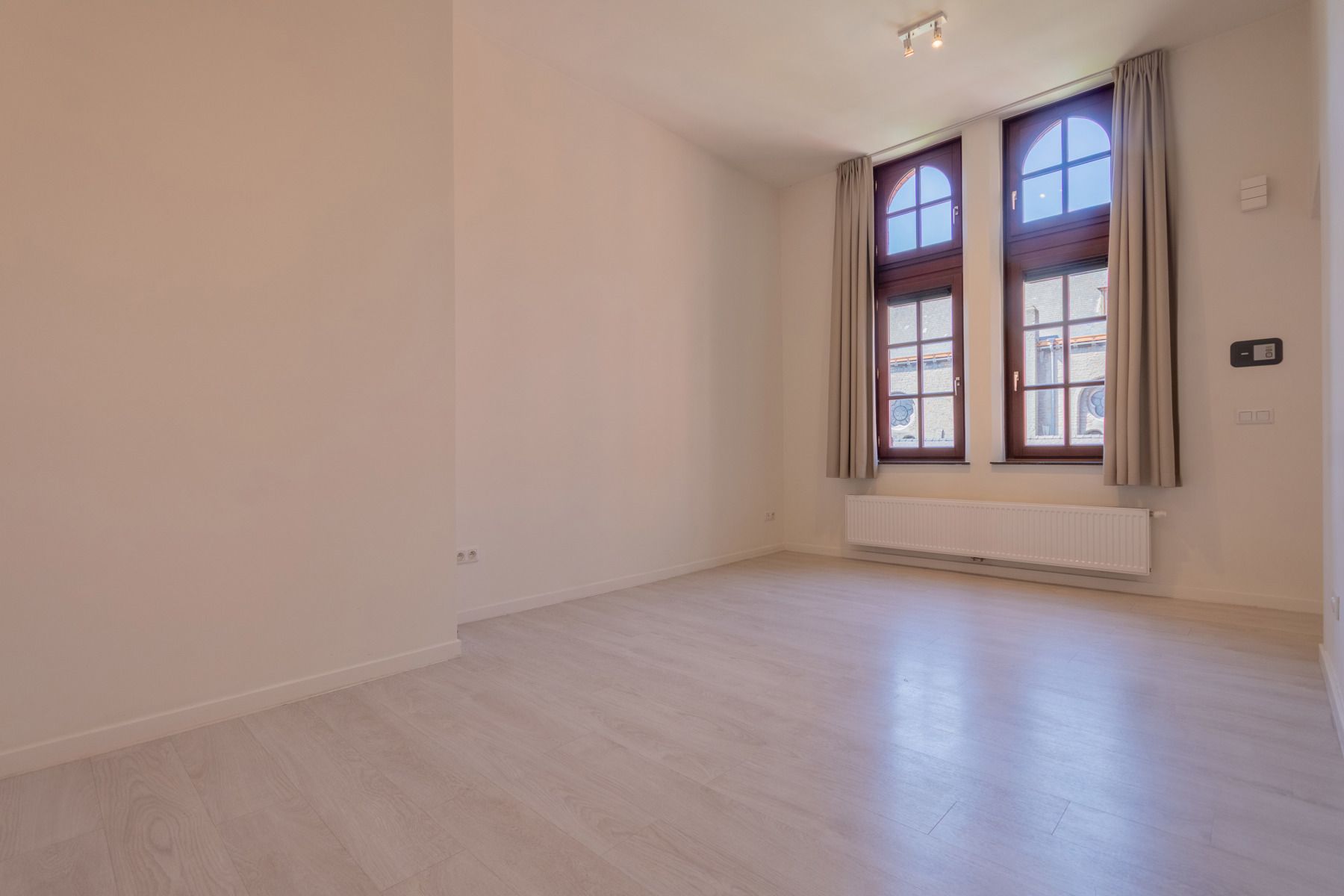 Assistentieflat met kelder in centrum Halle foto 7