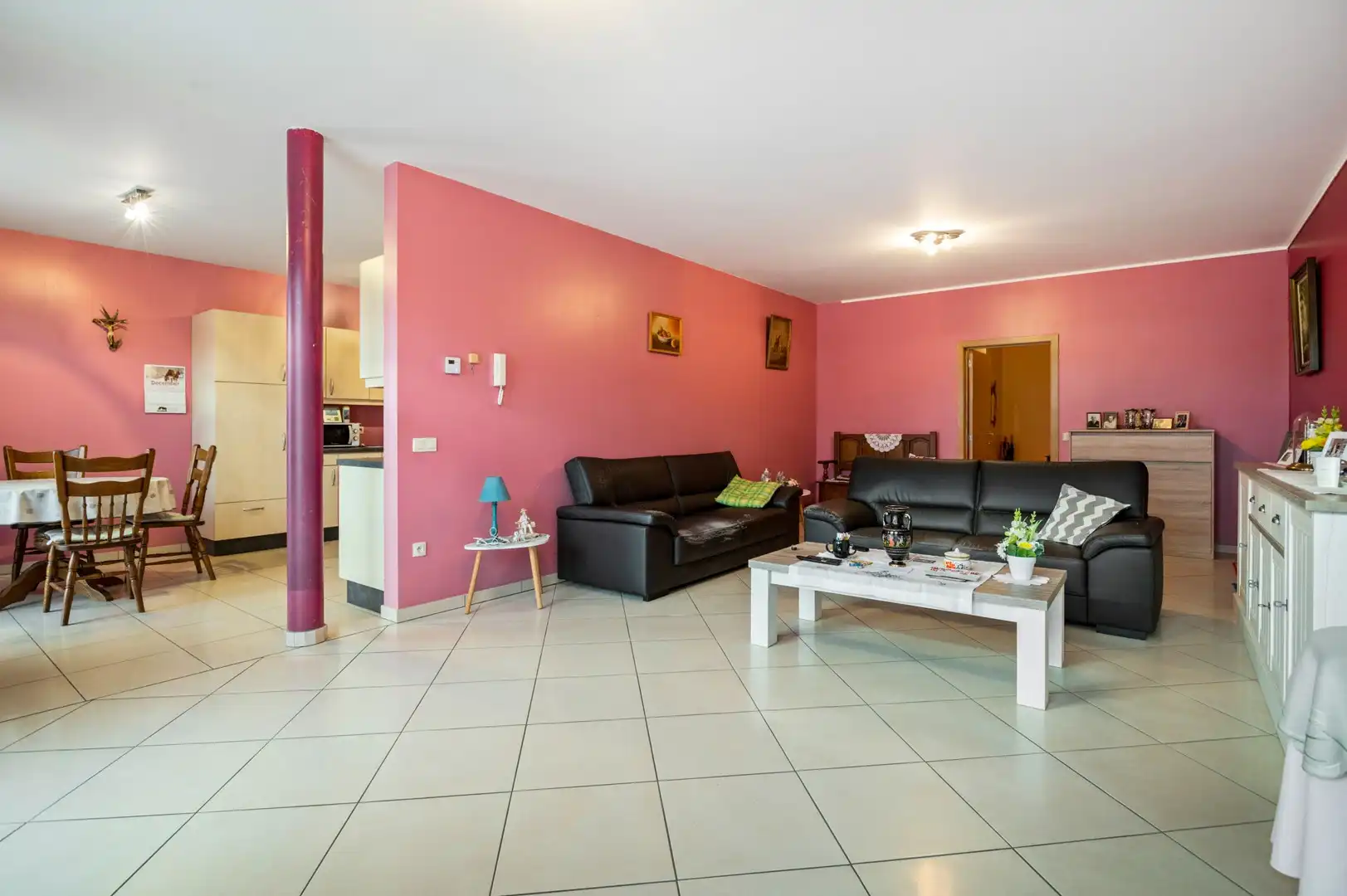 Gelijkvloers appartement in centrum Olen met 2 slpkmrs en garage! foto 7