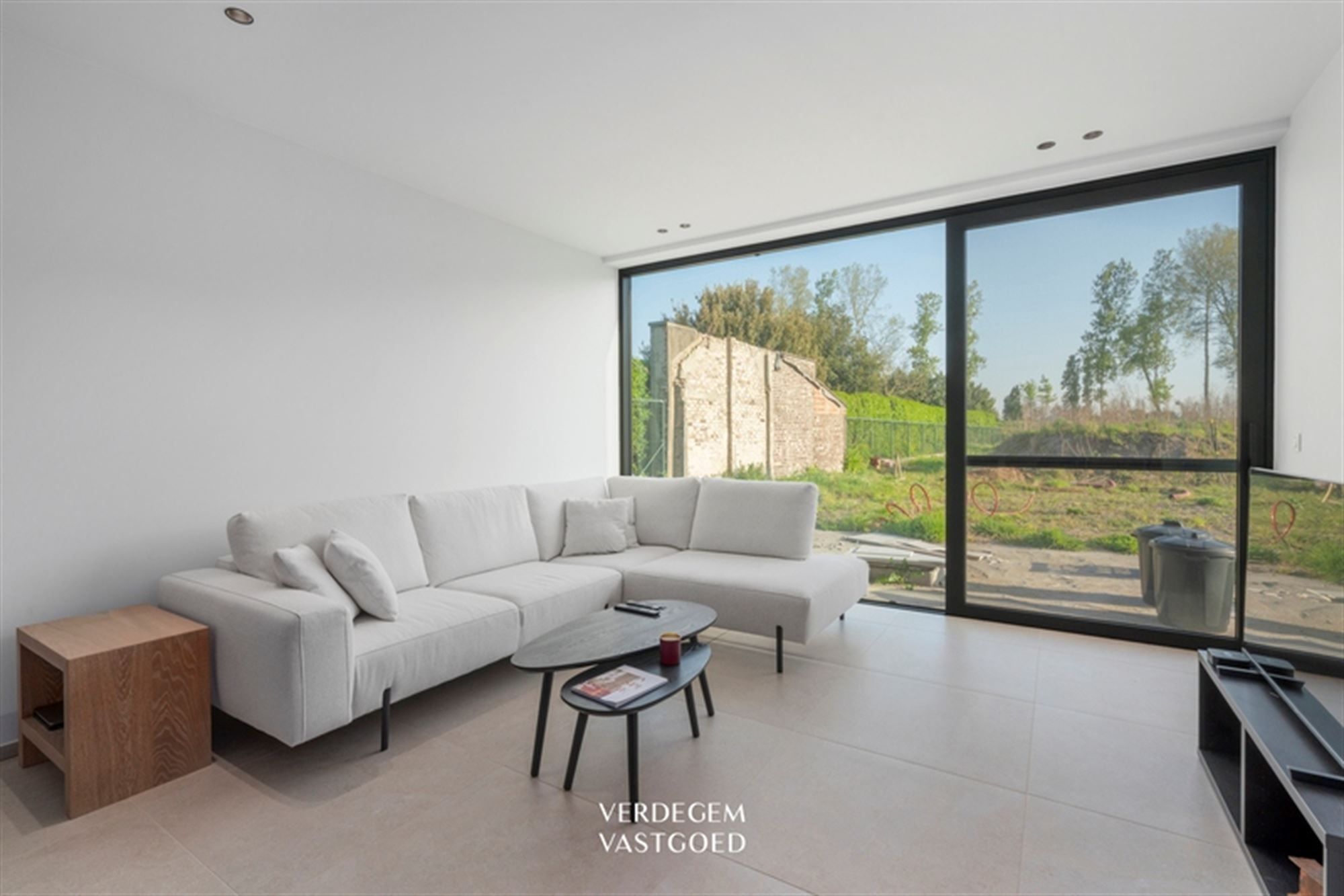 Prachtig compact wonen aan het Leopoldkanaal: volledig vernieuwd en 2 slaapkamers foto 8