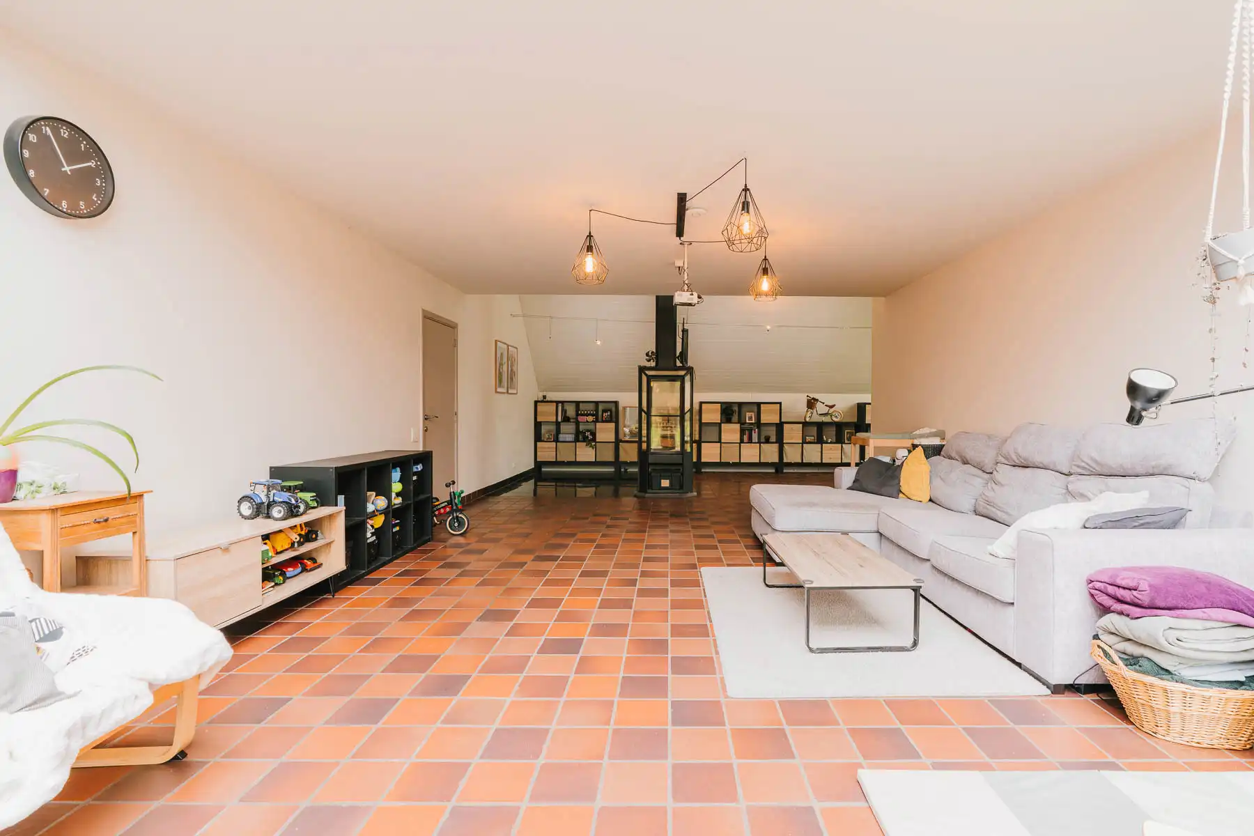 Ruime gezinswoning met praktijkruimte/kangoeroewoning foto 6