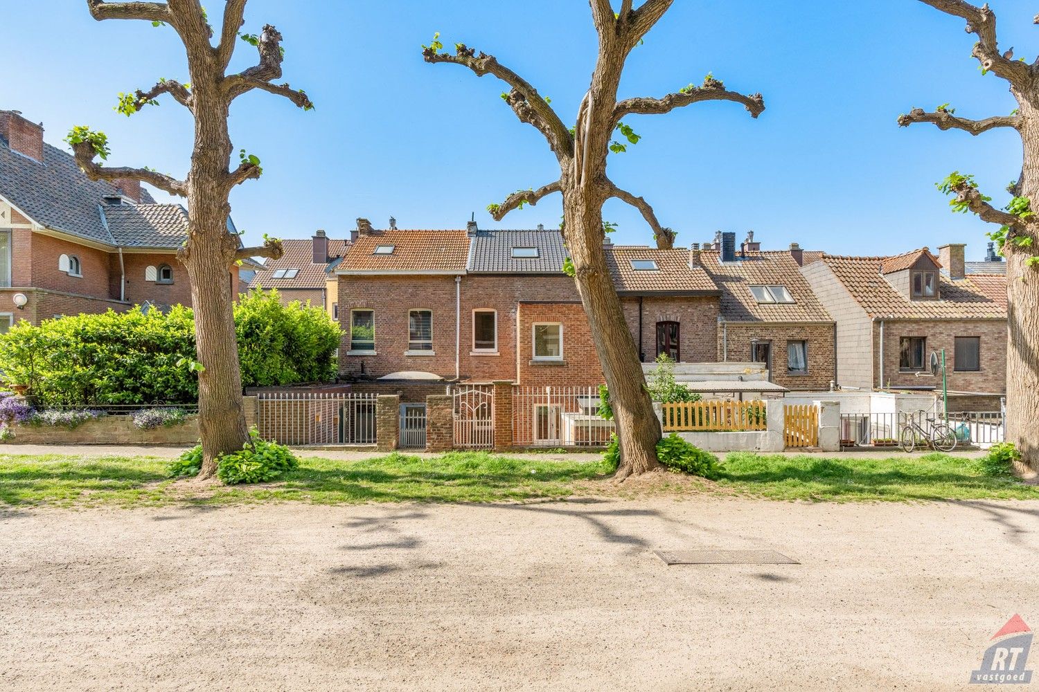 Instapklare woning met stadstuin in hartje Sint-Truiden foto 20