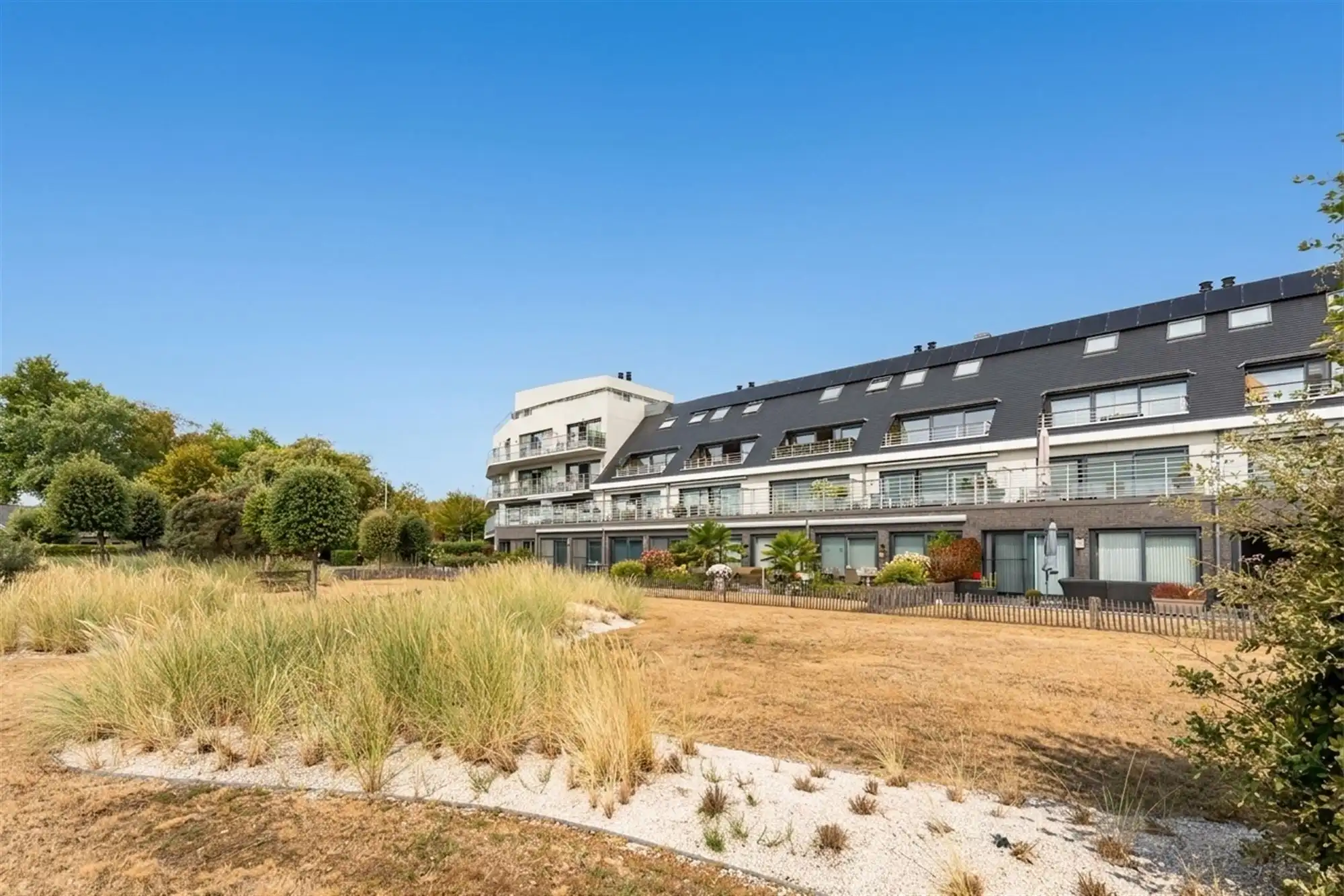 Ruim duplexappartement vlak bij zee foto 2