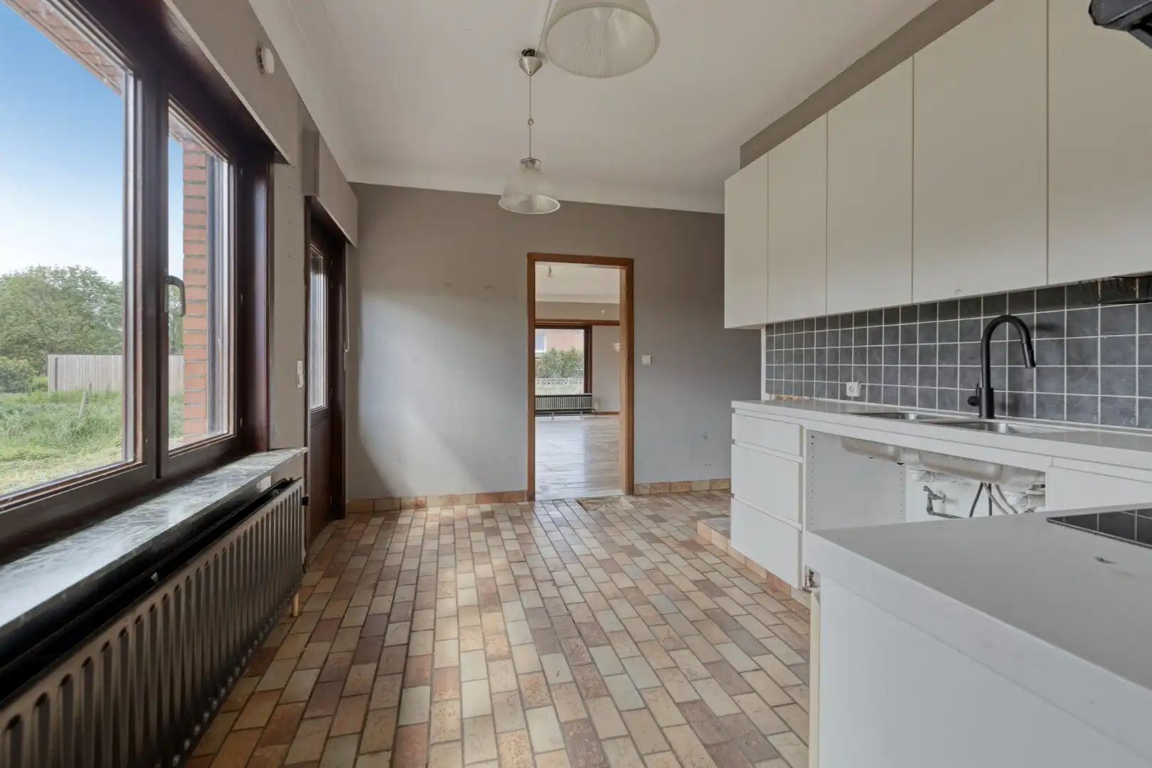 Te renoveren woning met 3 slpks op een zonnig perceel van 1.195 m² !  foto 13