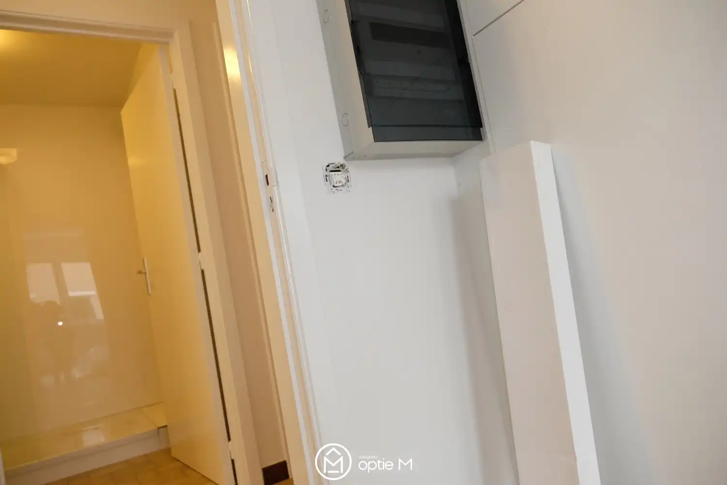 Appartement met autostandplaats in het centrum van Bilzen foto 20