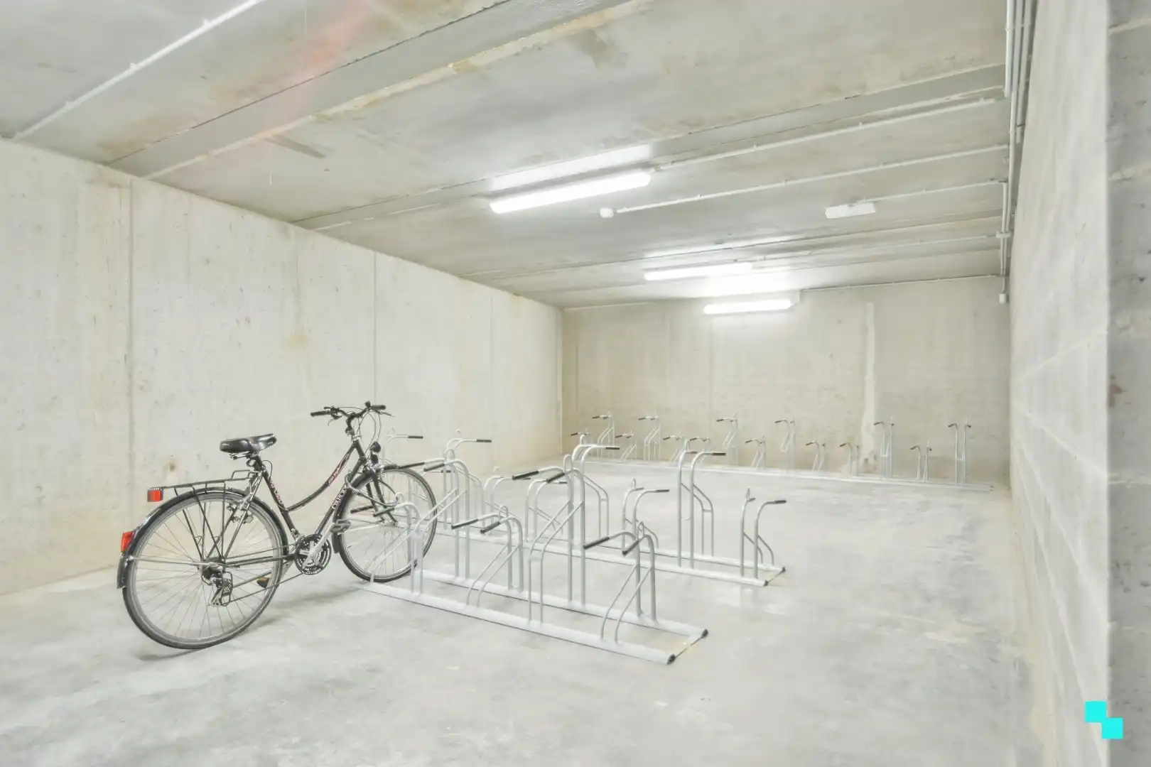 Tweeslaapkamerappartement gelegen in het bruisende hart van Gent foto 15