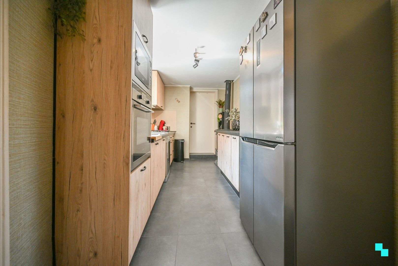Halfopen woning met opslagruimte nabij centrum Izegem foto 10