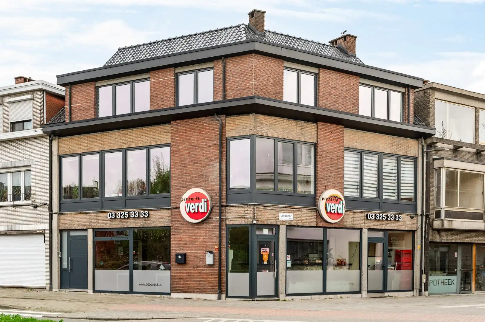 Ruime duplexwoning met 4 slaapkamers en patio in Ekeren! foto 21