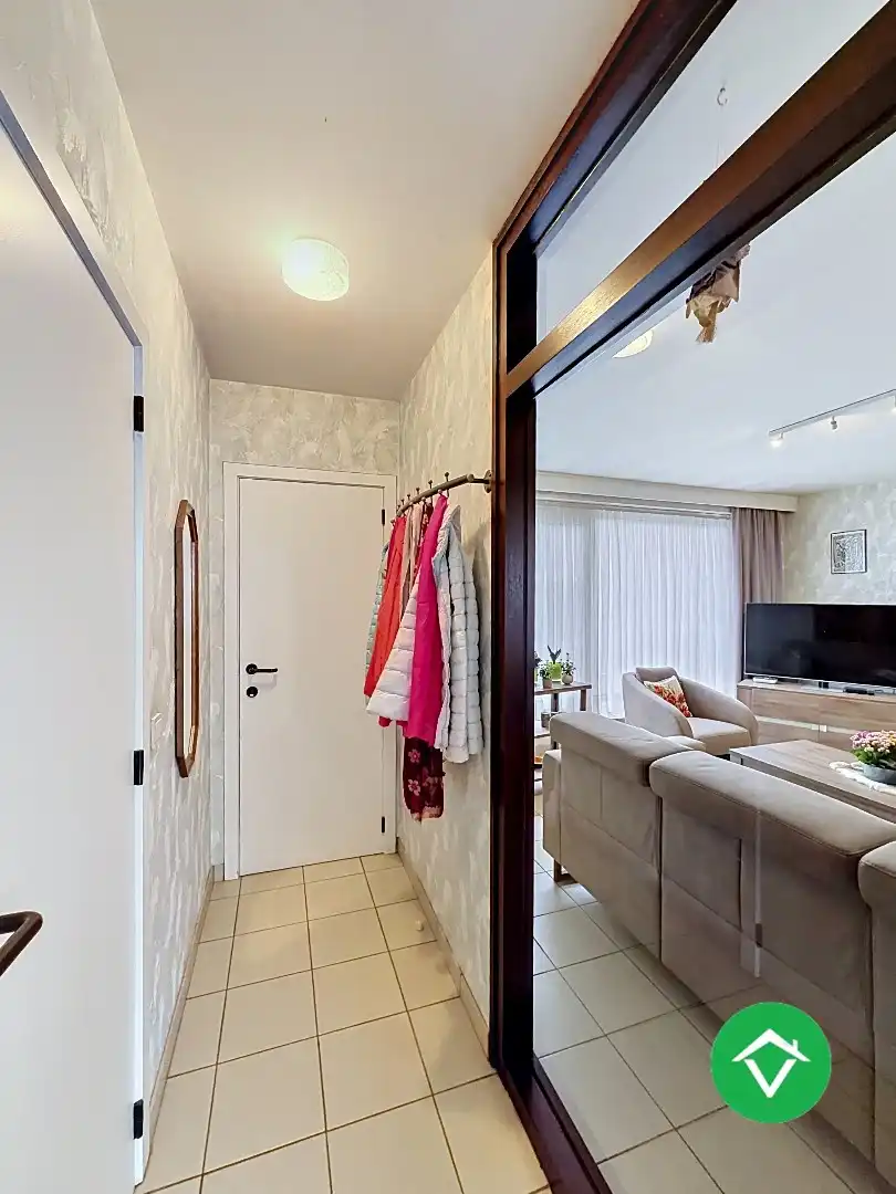 Duplex appartement met 2 slaapkamers groot terras en garage te Handzame foto 3