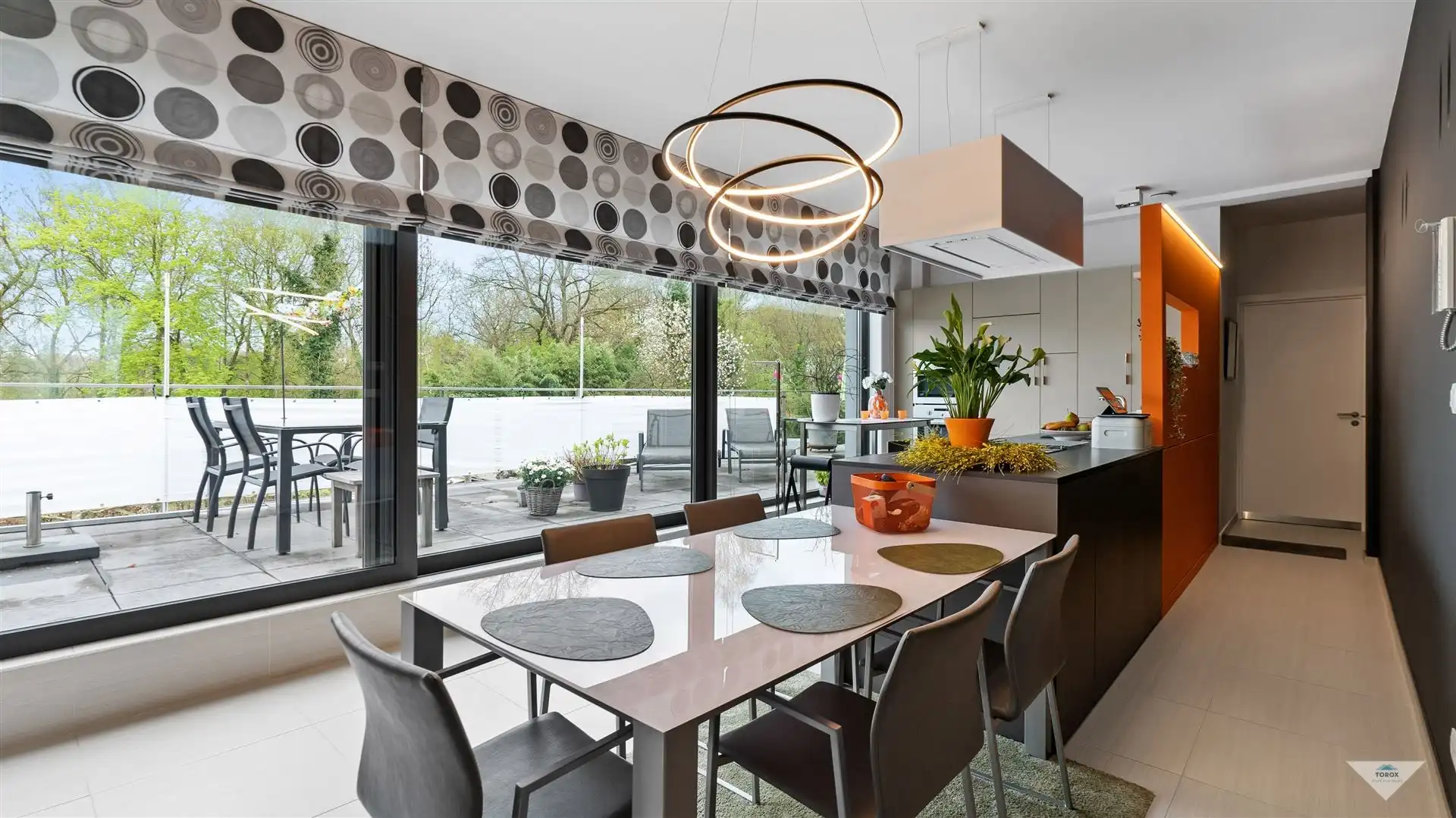 Uitstekend gelegen brasserie in perfecte staat met appartement  foto 14