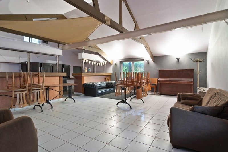 Commercieel pand met woonst en feestzaal op zichtbare locatie te Tielt 🏠 foto 28