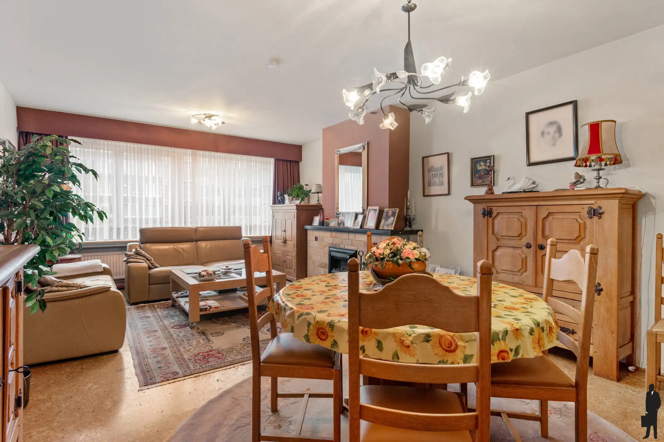 Lichtrijk appartement op centrale locatie foto {{pictureIndex}}