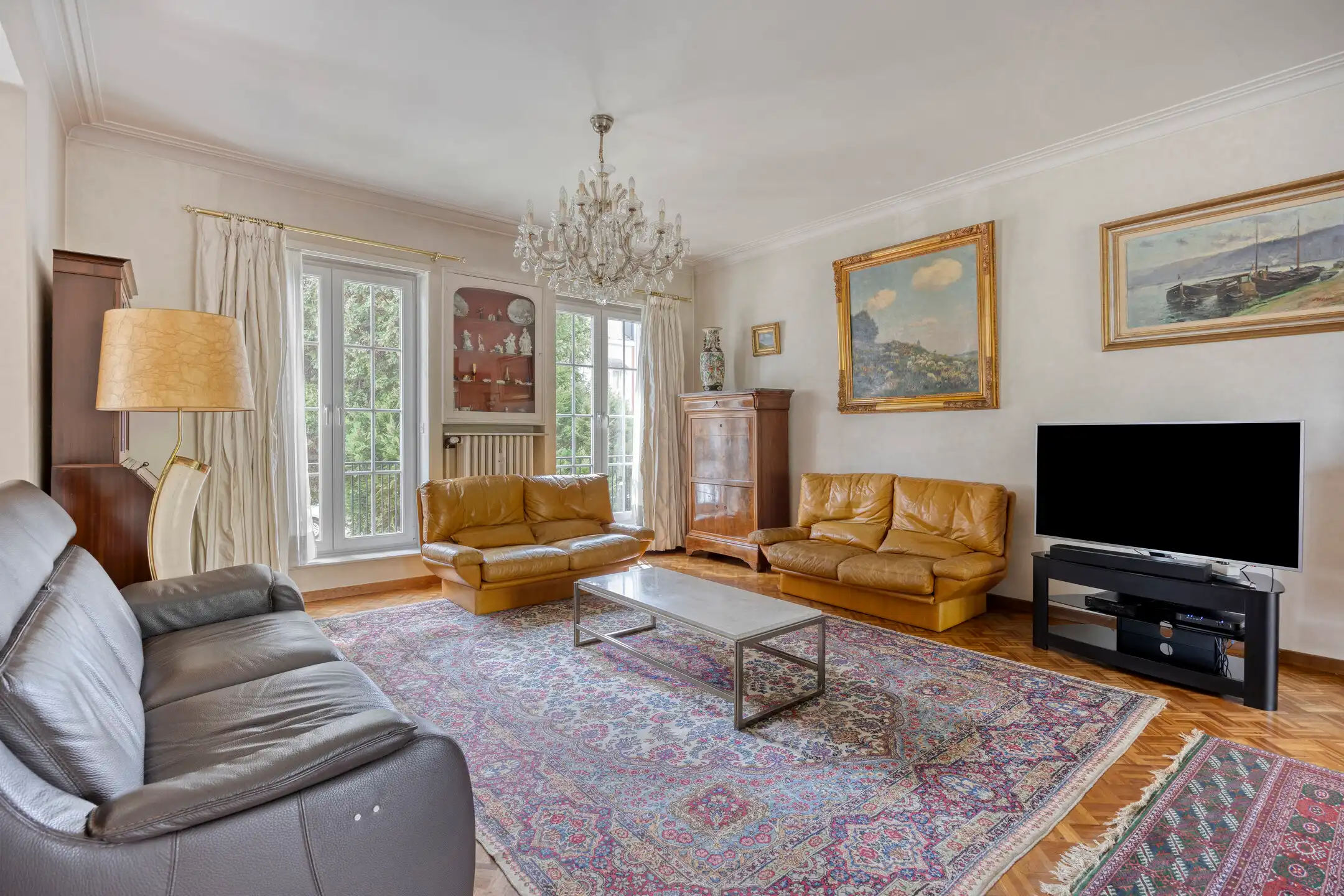 Authentieke villa met 3 kamers, garage en prachtige tuin! foto 10