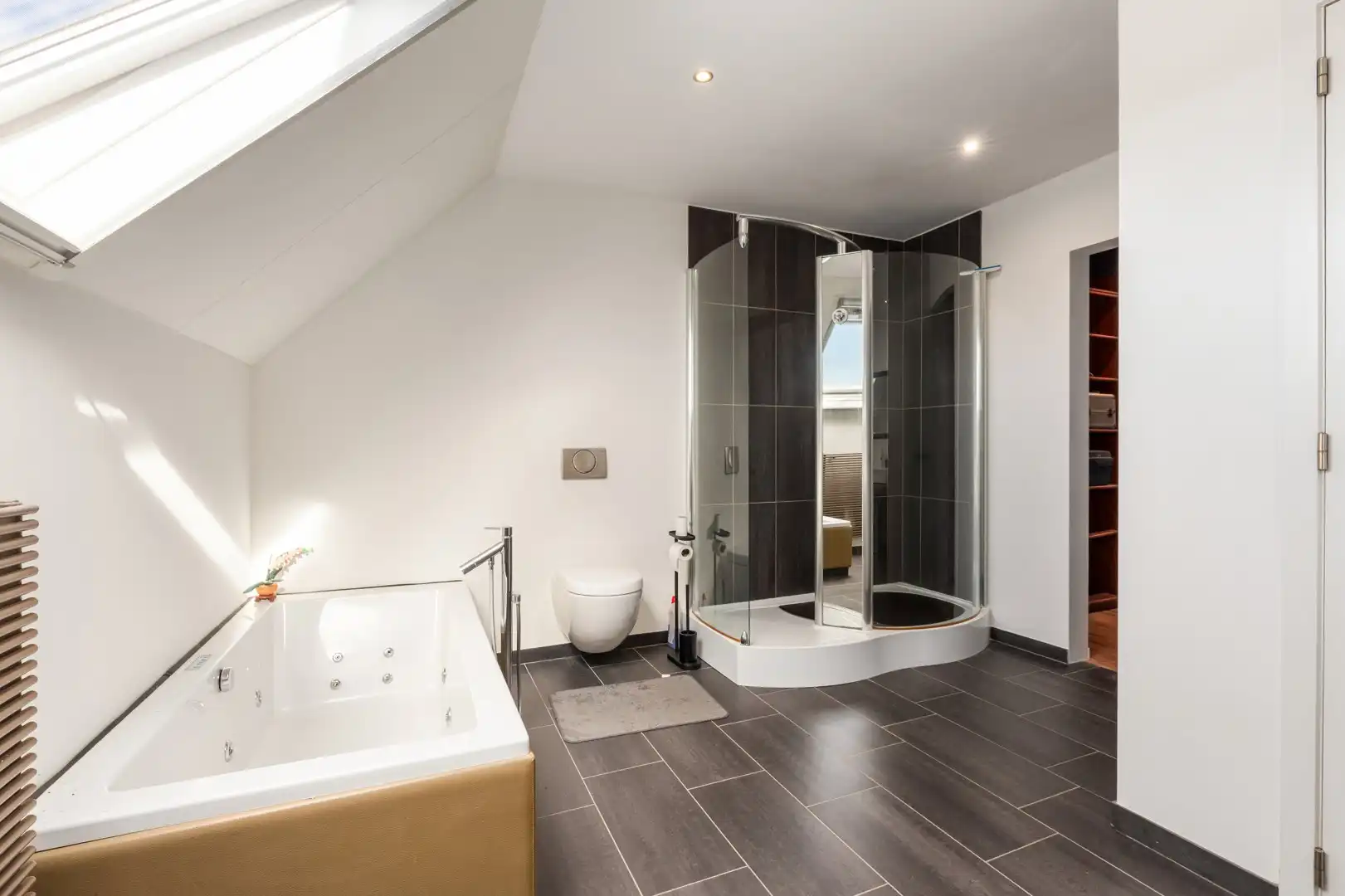 ZEER RUIME DUPLEX MET 3+ SLKS TE KOOP - MAASMECHELEN foto 14