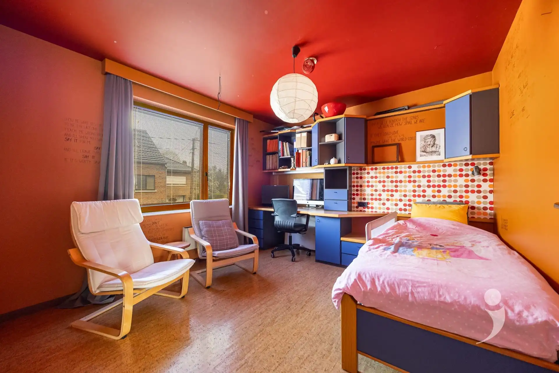 Charmante gezinswoning met uitzonderlijke tuin en weids uitzicht  foto 23