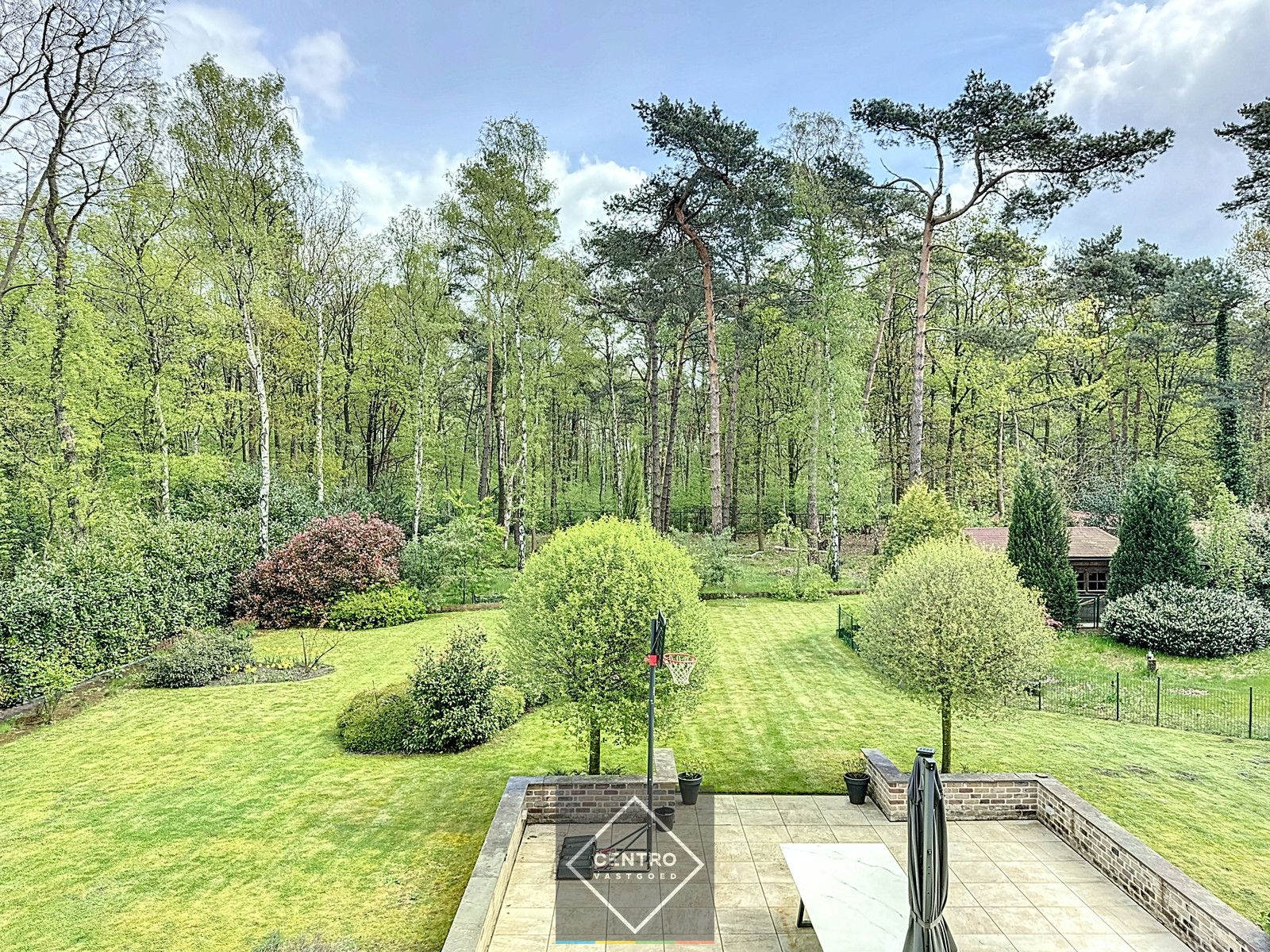 Residentieel gelegen villa op 3.742m2 te Brasschaat! foto 43