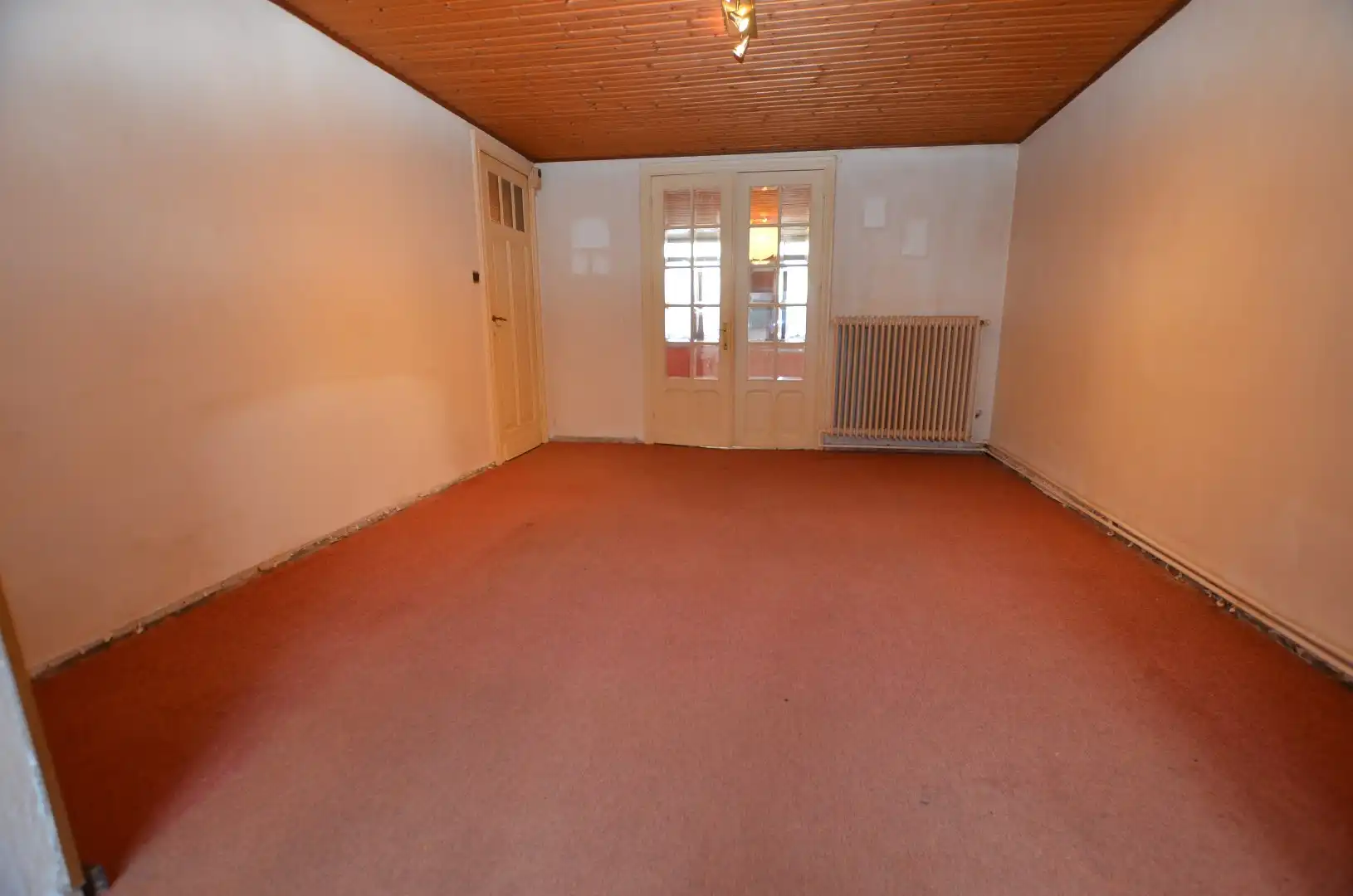 Zeer ruim woonhuis foto 7