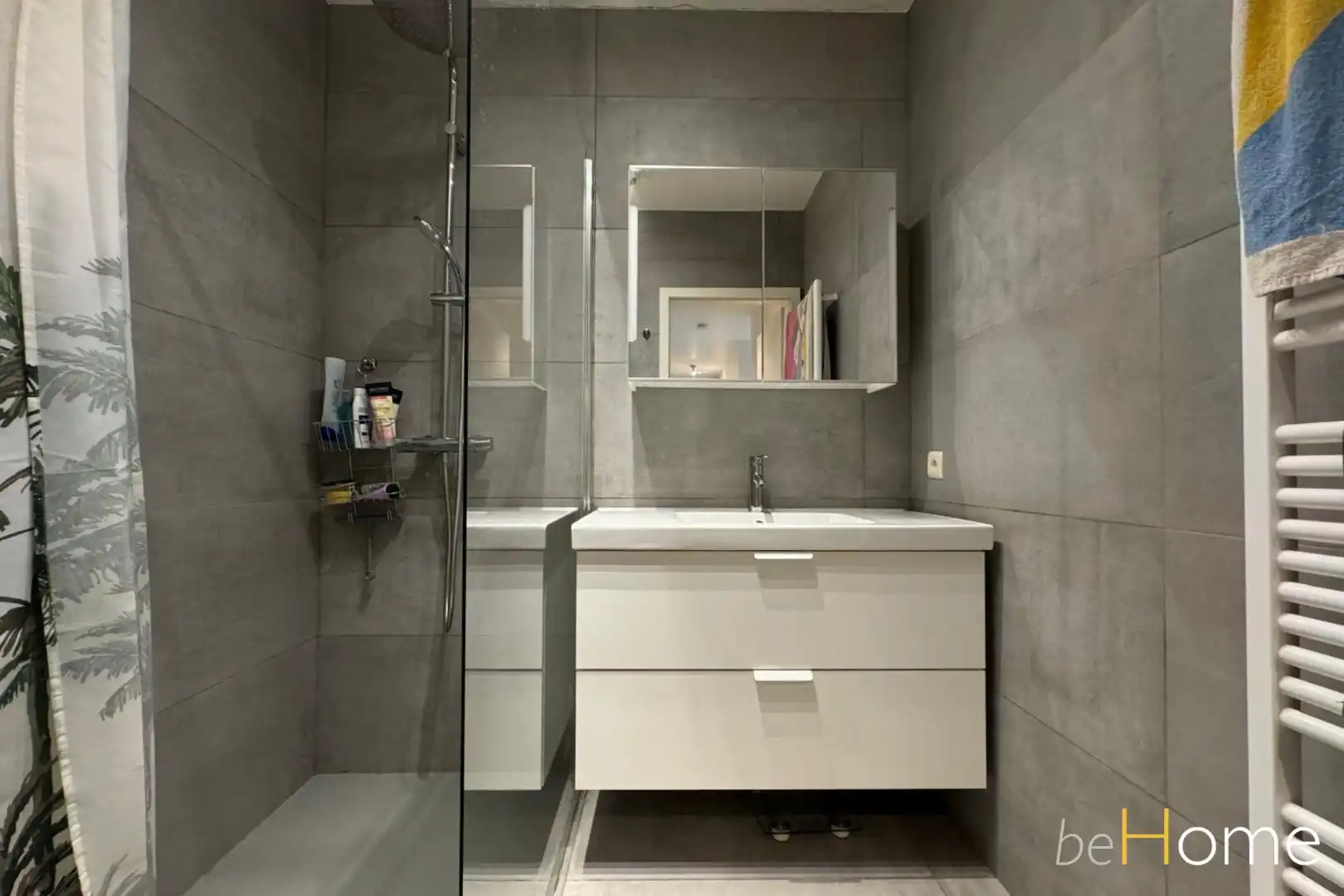 Op zoek naar een opbrengsteigendom met handelspand, 2 appartementen en 4 garages in hartje Merchtem? Welkom Home!  foto 15