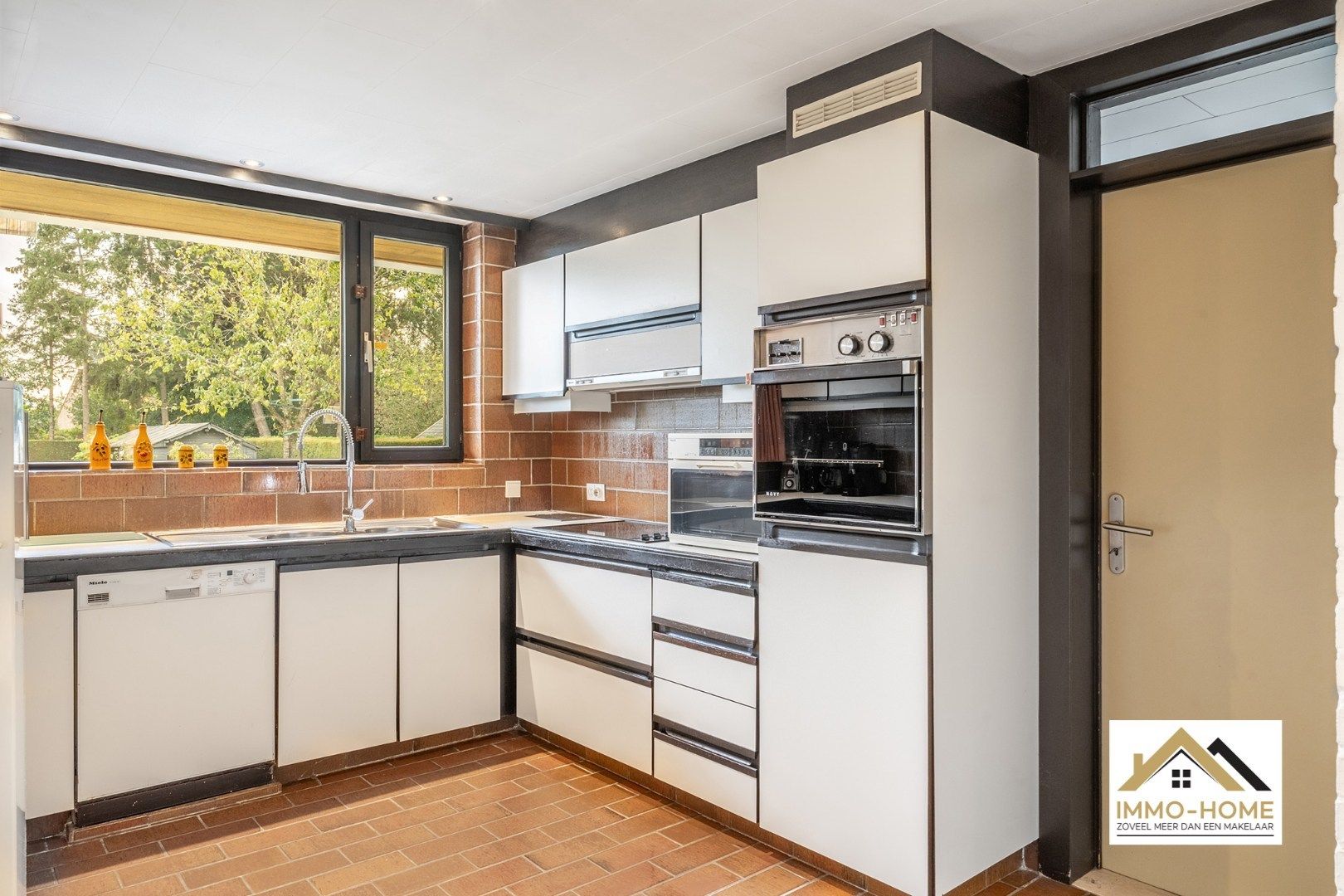 Ruime vrijstaande woning op topligging!  foto 13