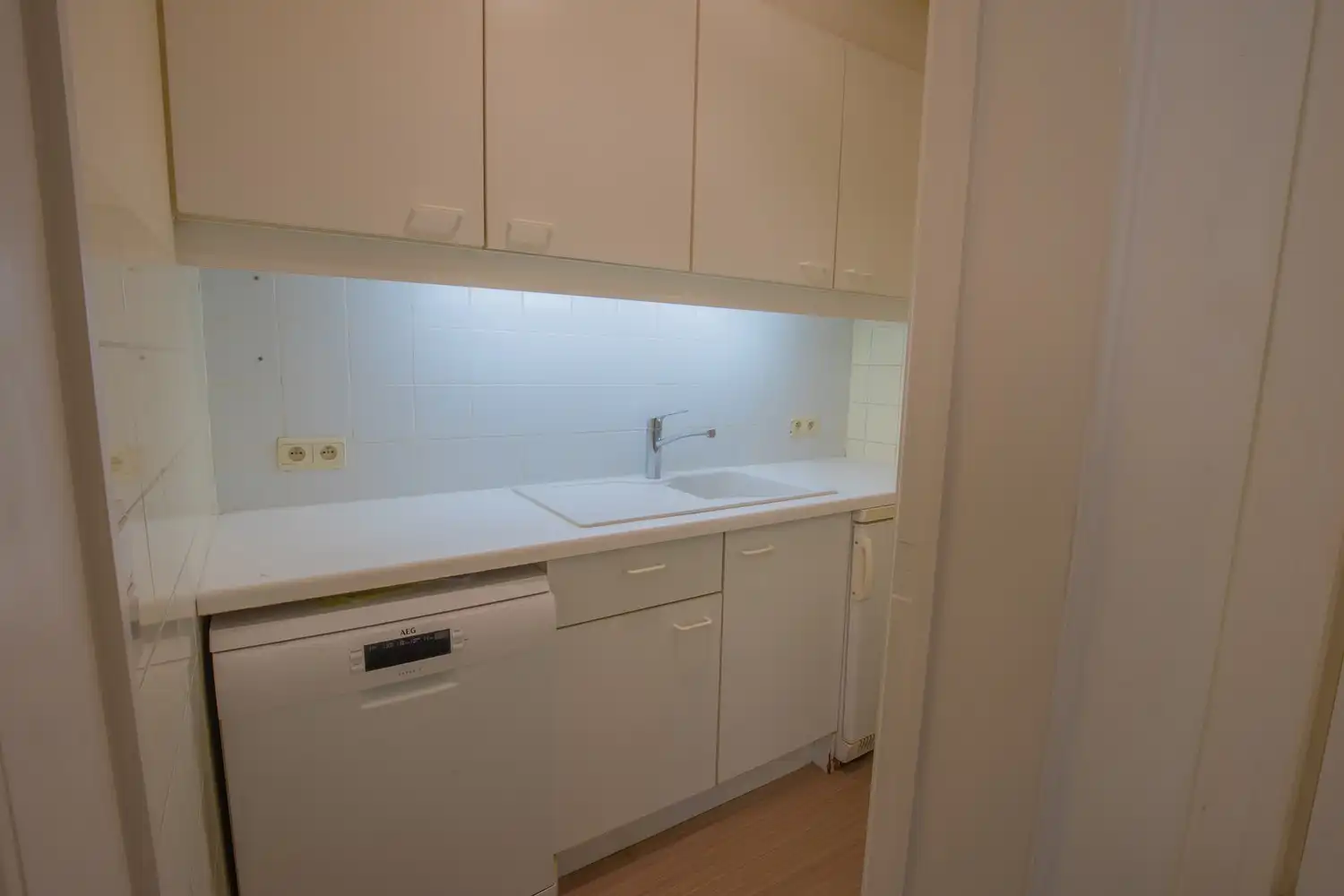 Commerciële toplocatie van 694 m² op hoekligging in Aarschot foto 17