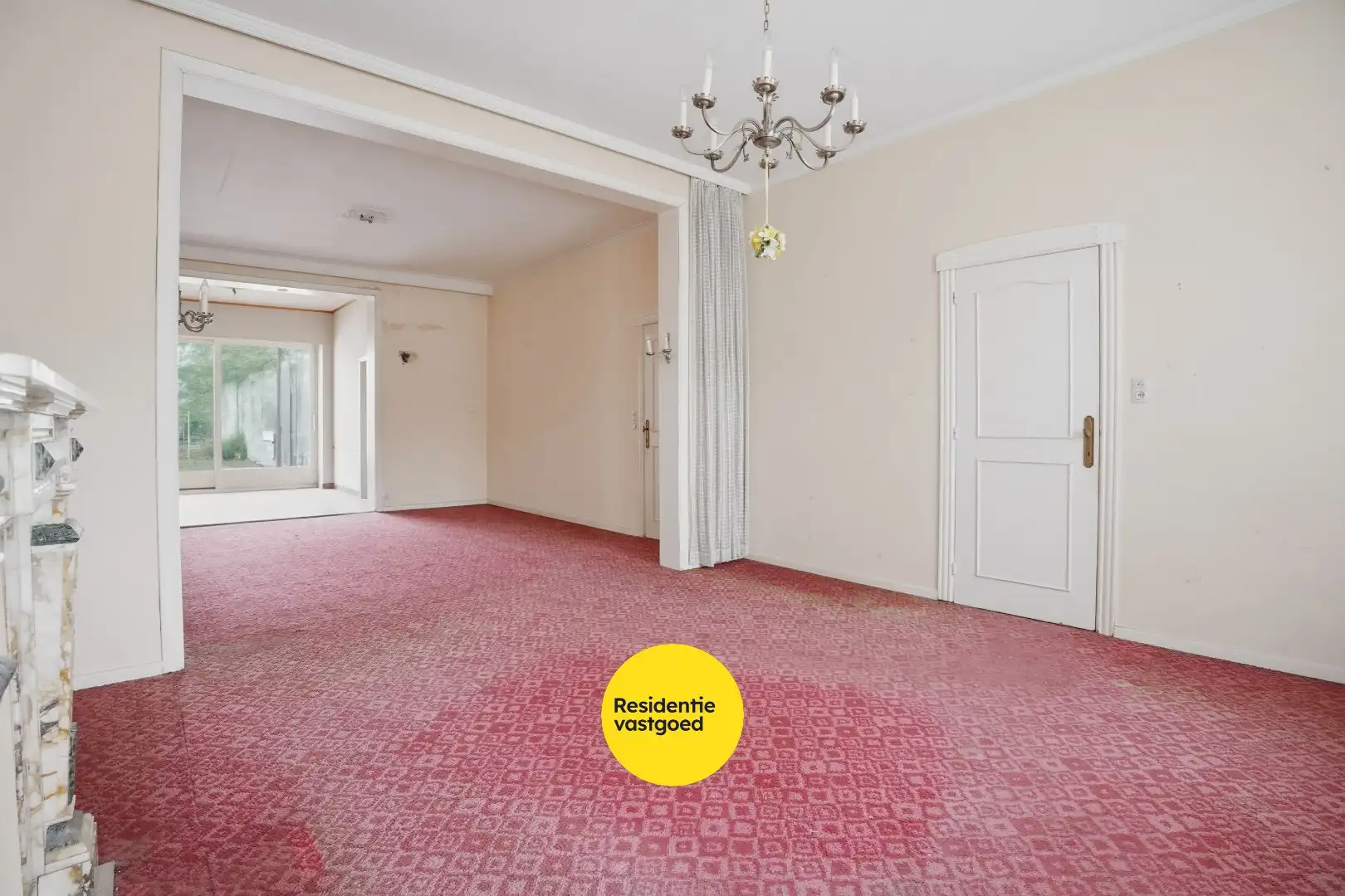 Te renoveren woning met veel op potentieel op topligging. foto 3