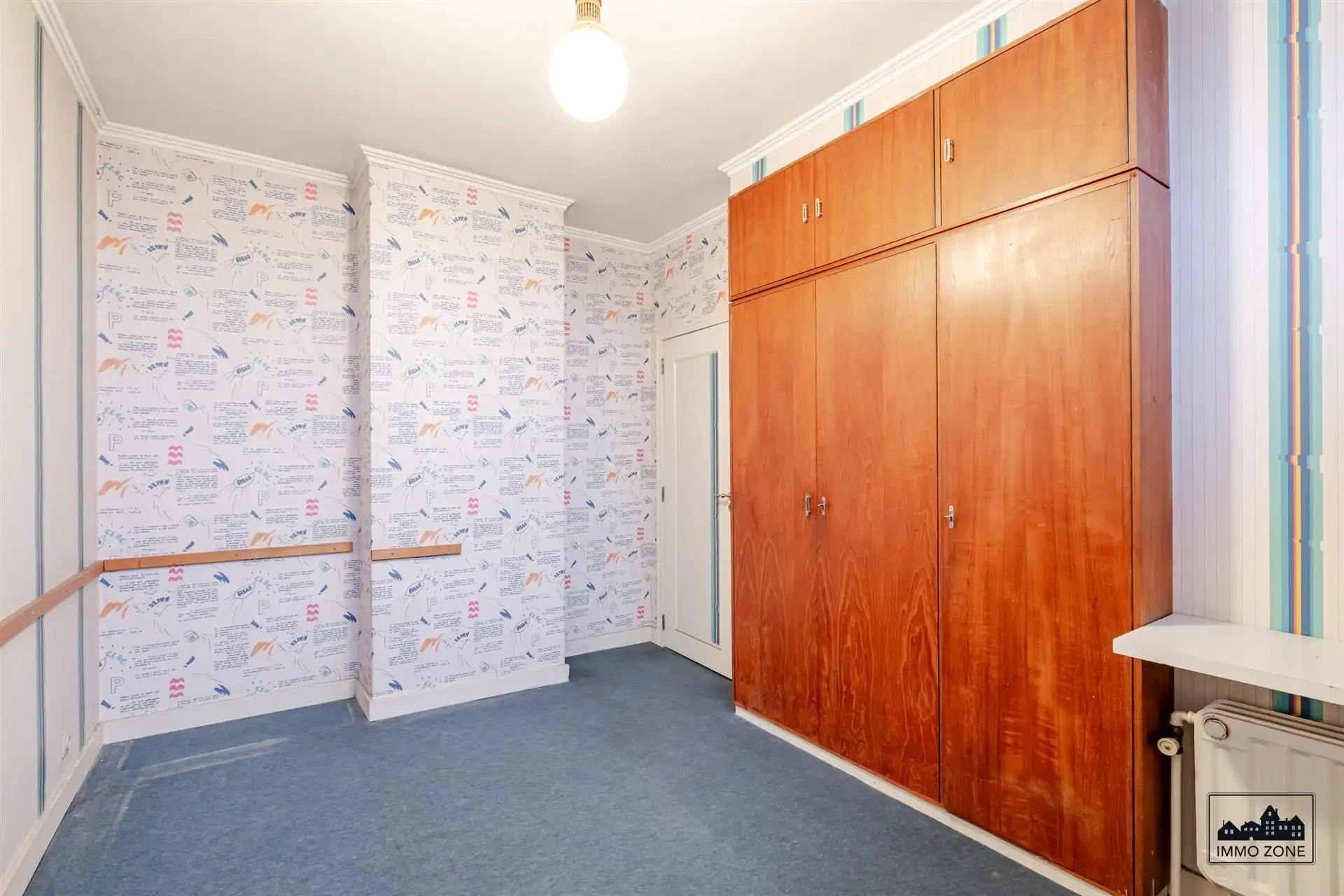 Ruime renovatiewoning met 5 slaapkamers en grote tuin foto 12