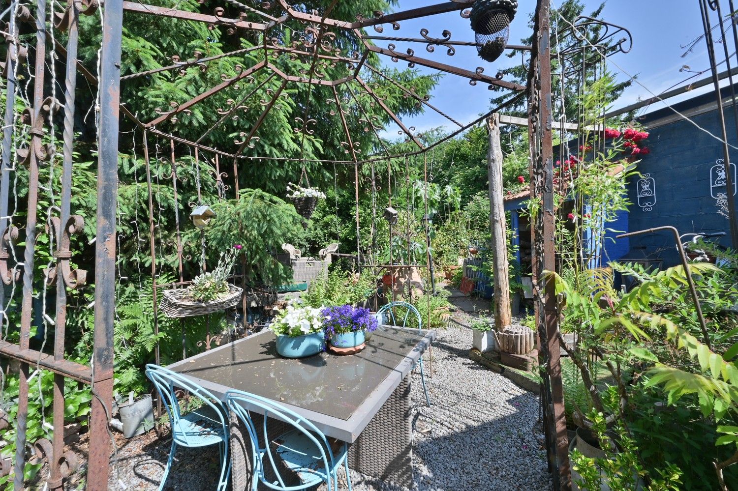 Verrassend royale woning met bijbouw/atelier en aangrenzende paardenweide, met in totaal een grondoppervlakte van 34a 88ca (3.488 m²) foto 23