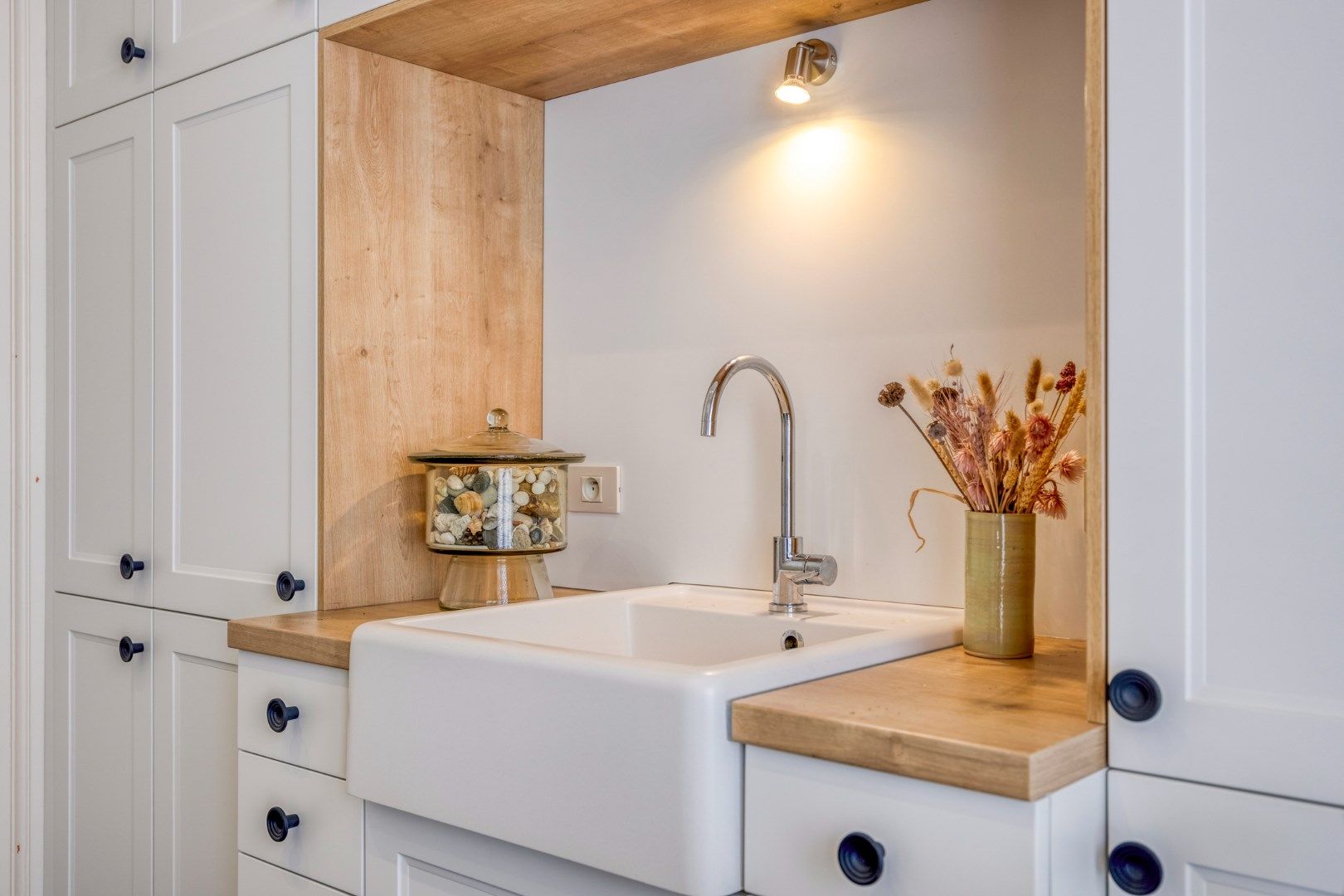 Instapklaar herenhuis met 4/5 slpks, centraal gelegen in Achterbos !  foto 15