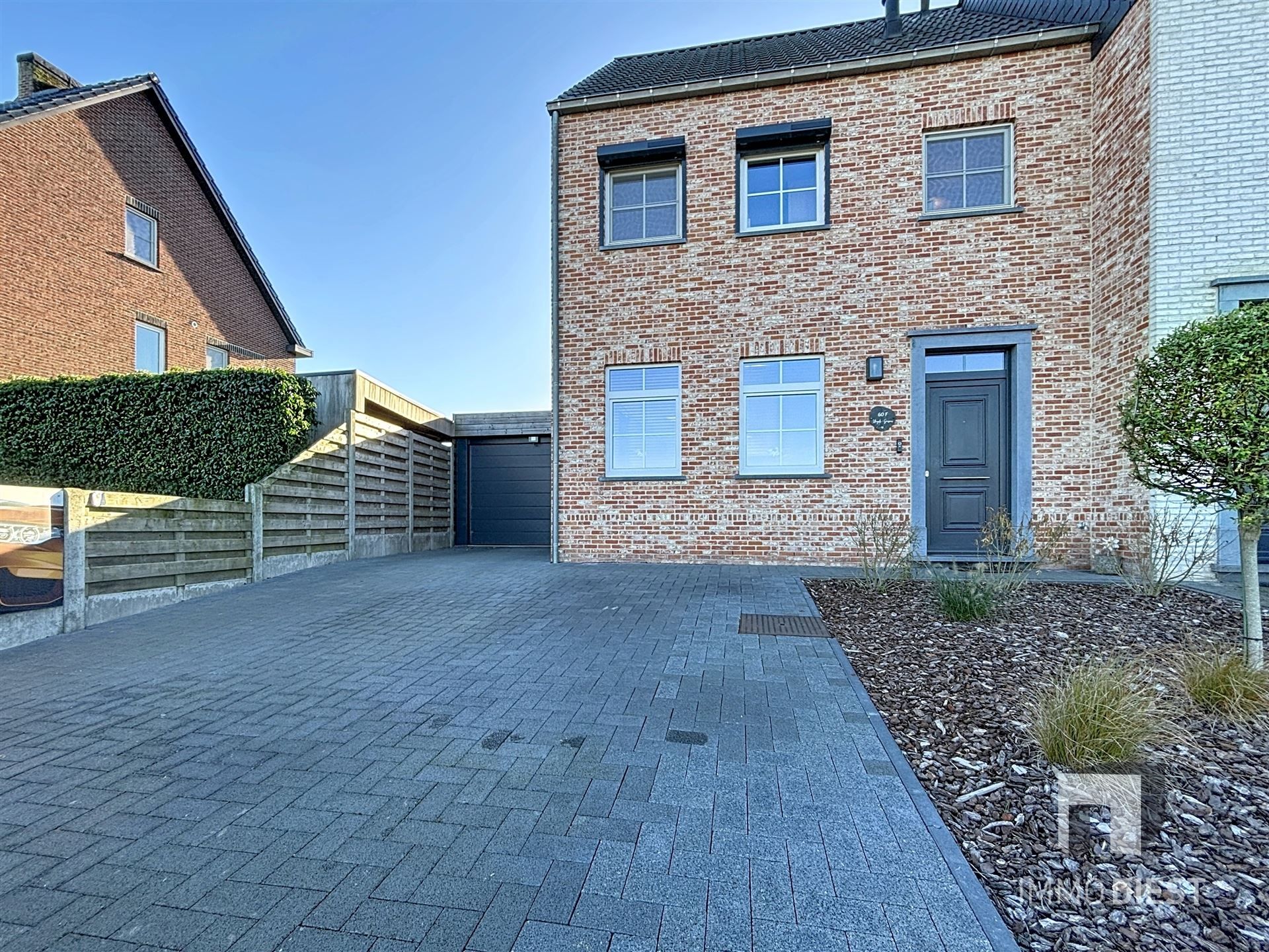 Moderne pastorijwoning op 3a 06ca met gunstige ligging in Veerle. foto 37