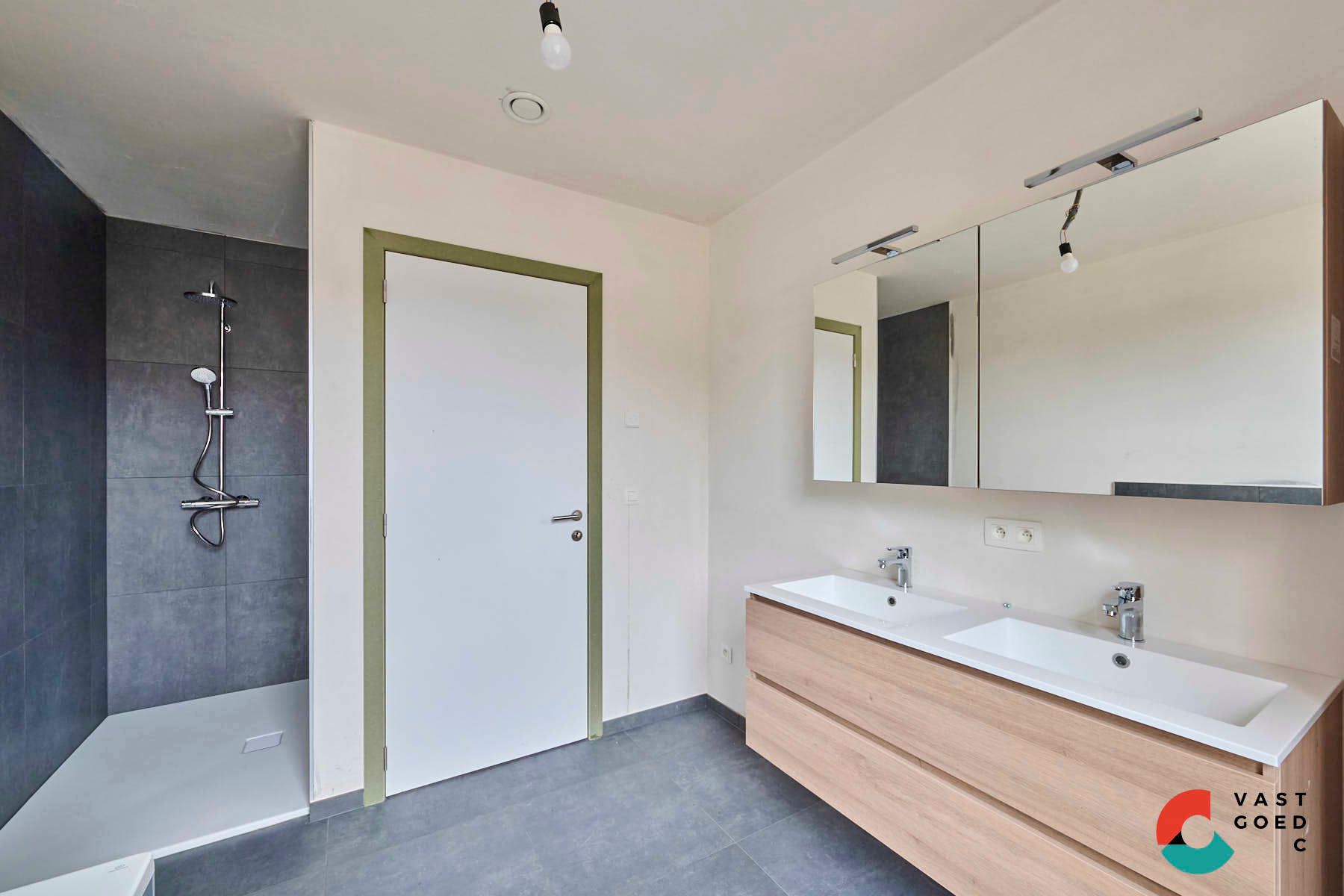 Huis te koop foto 10