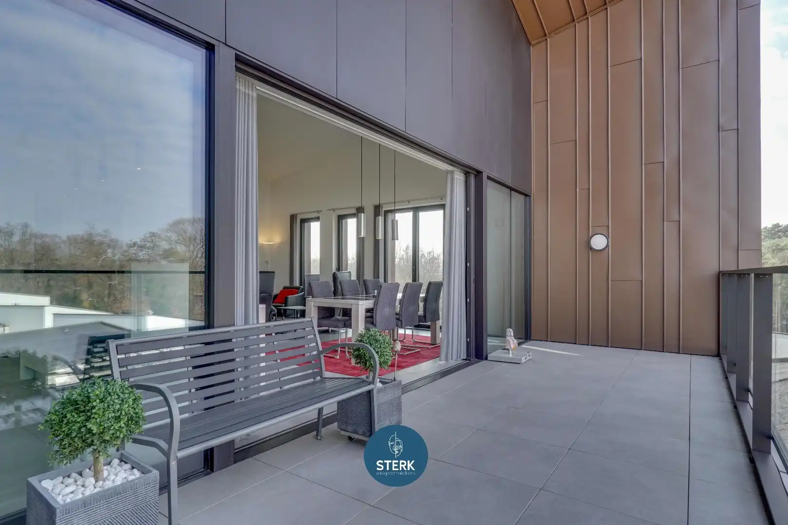 STIJLVOL PENTHOUSE MET 3 SLPKS EN 2 TERRASSEN IN EEN GROENE OMGEVING !  foto 15