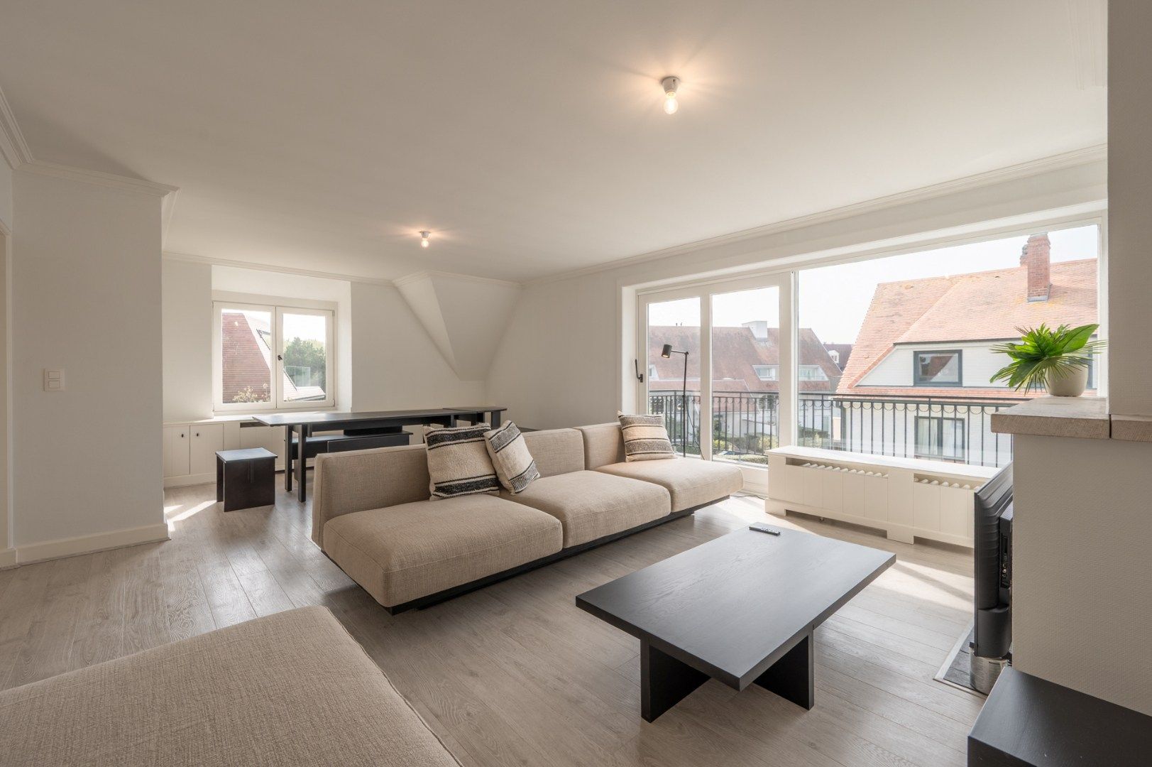 Mooi gemeubeld appartement top gelegen op een boogscheut van de wandeldijk foto 2