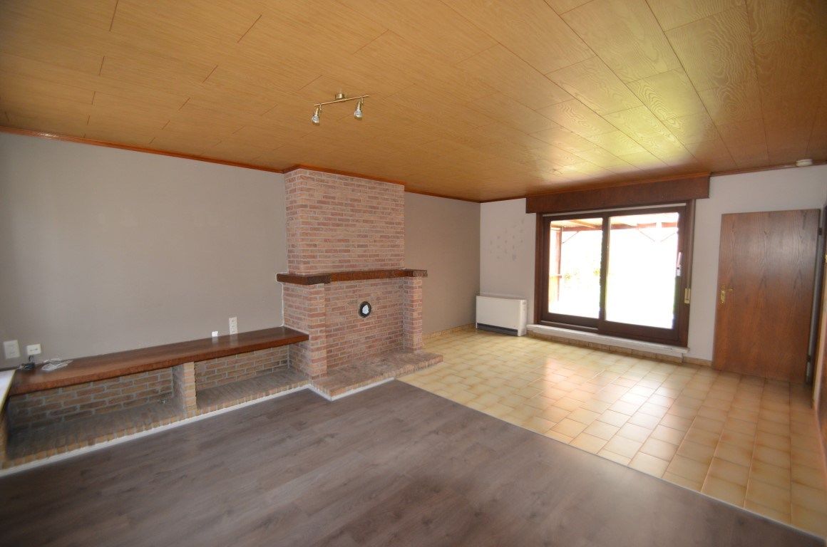 Woning met 3 slpks, tuin en garage foto 3