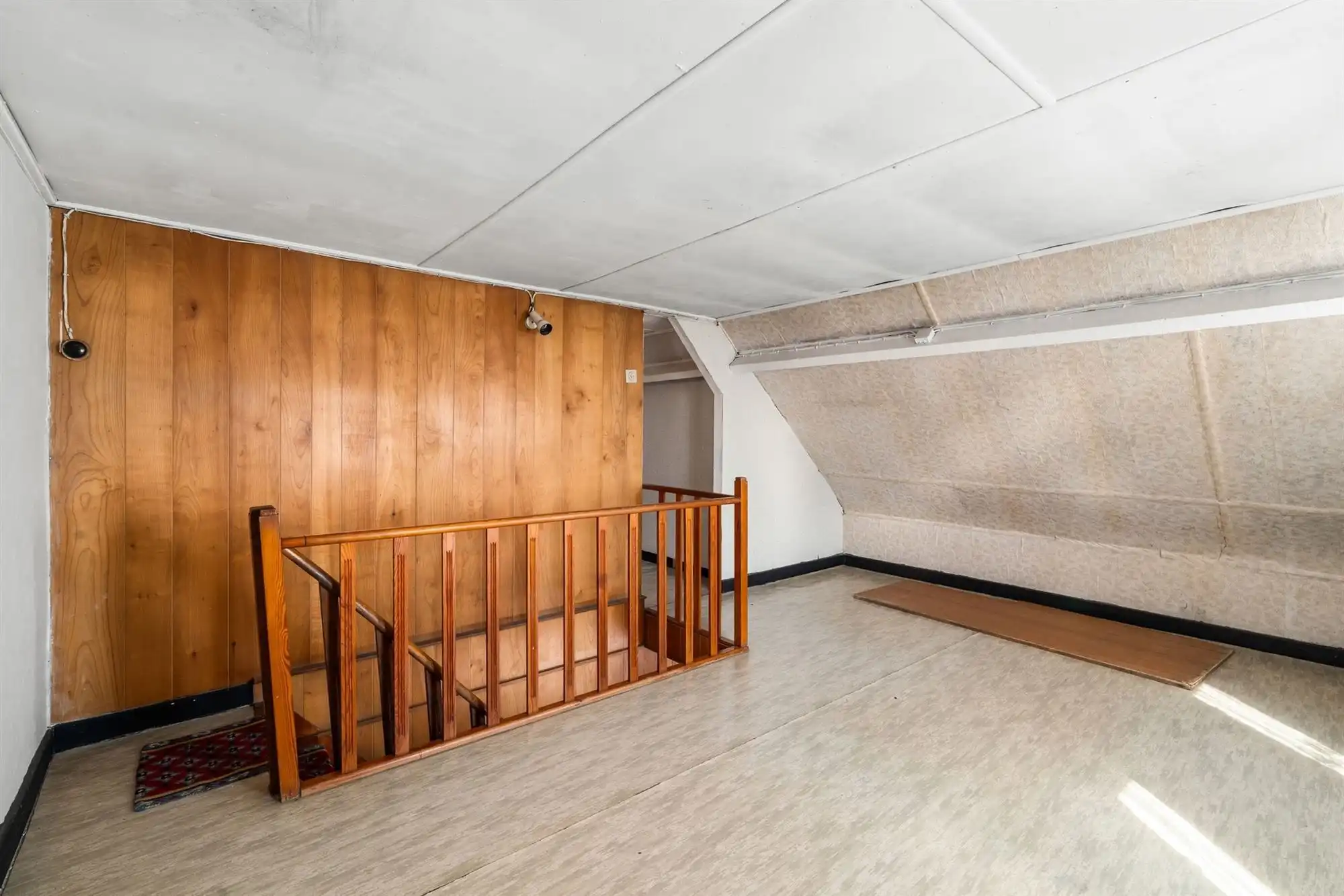 Woning met verrassend grote tuin, te renoveren foto 12