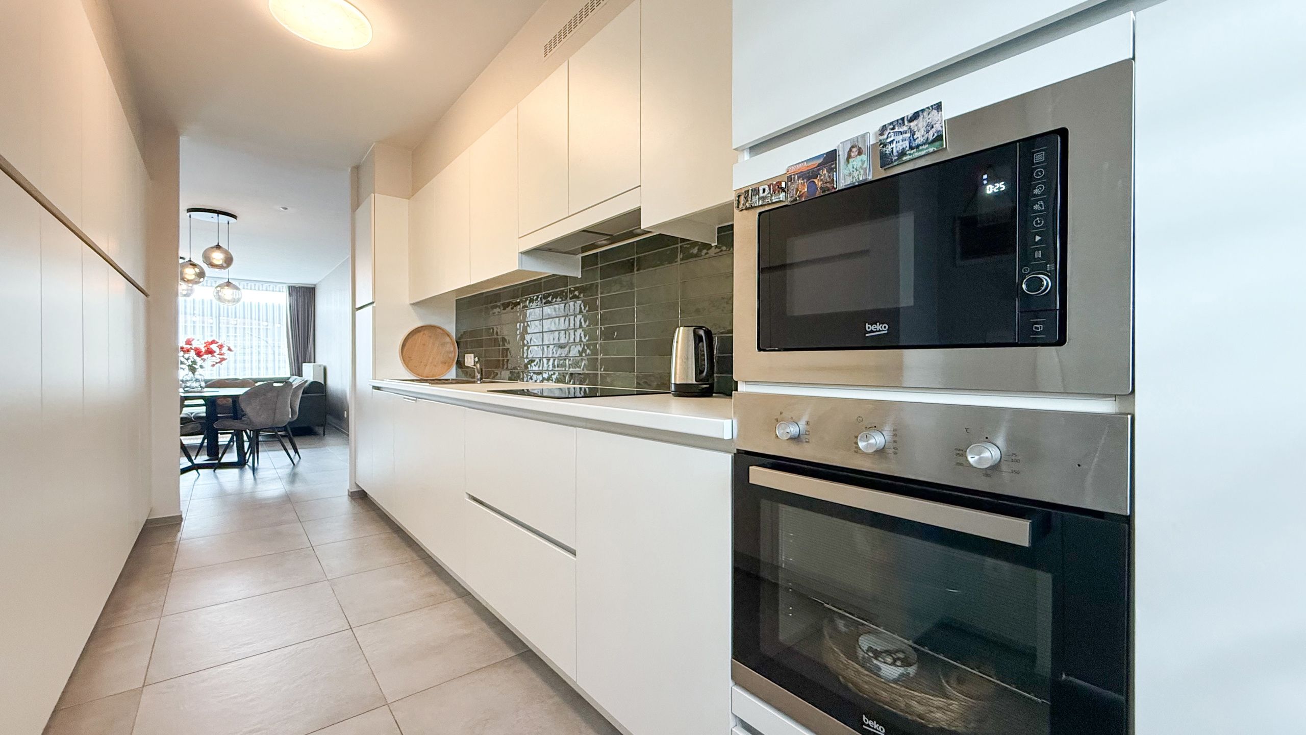 Nieuwbouwappartement met 2 slpks terras en parking aan 2% RR foto {{pictureIndex}}