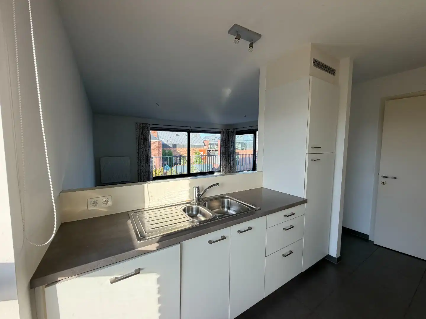 Modern appartement met 2 slaapkamers foto 7
