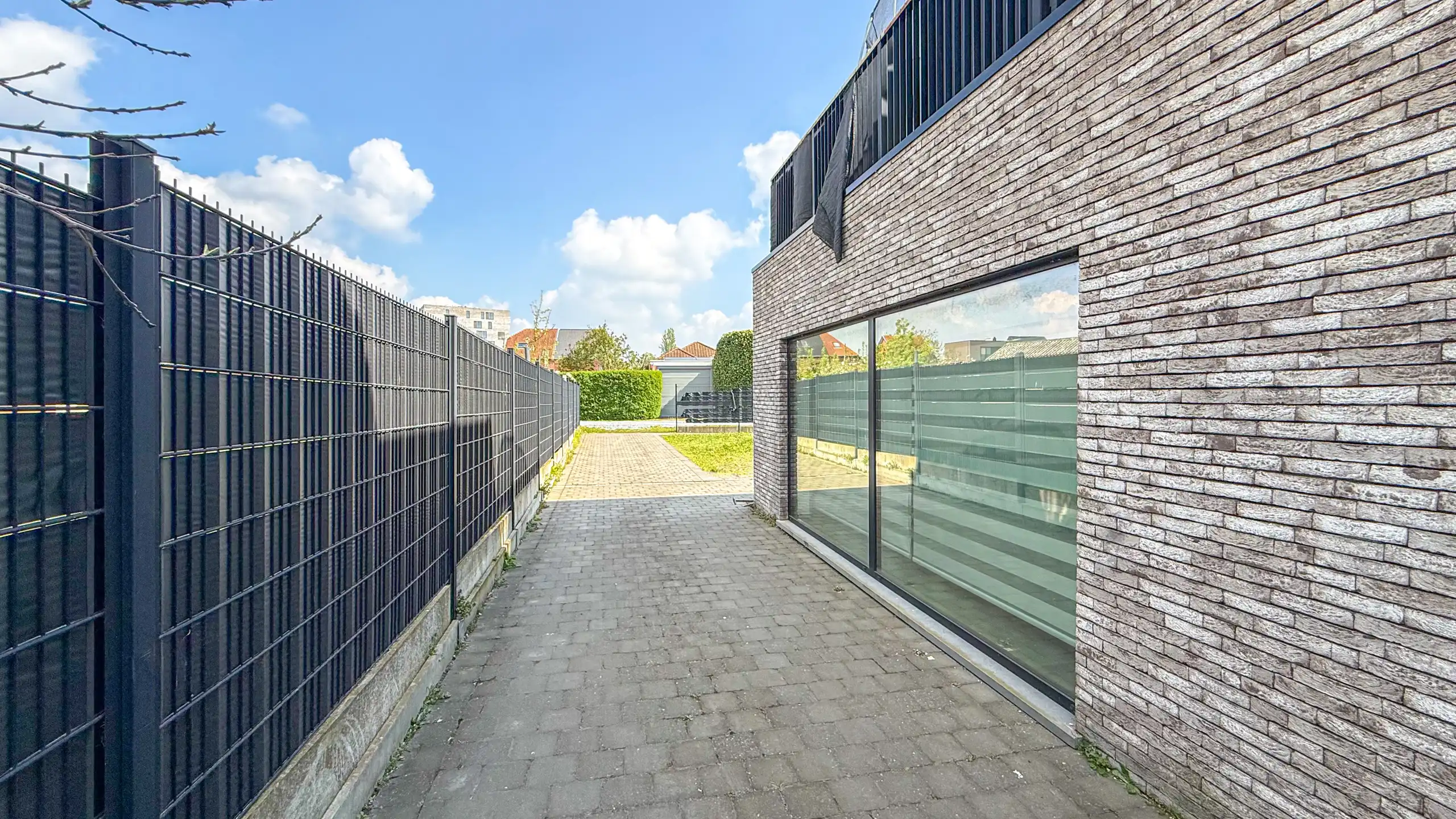 Ruim gelijkvloers app met 3slpk, tuin +terras op toplocatie! foto 23