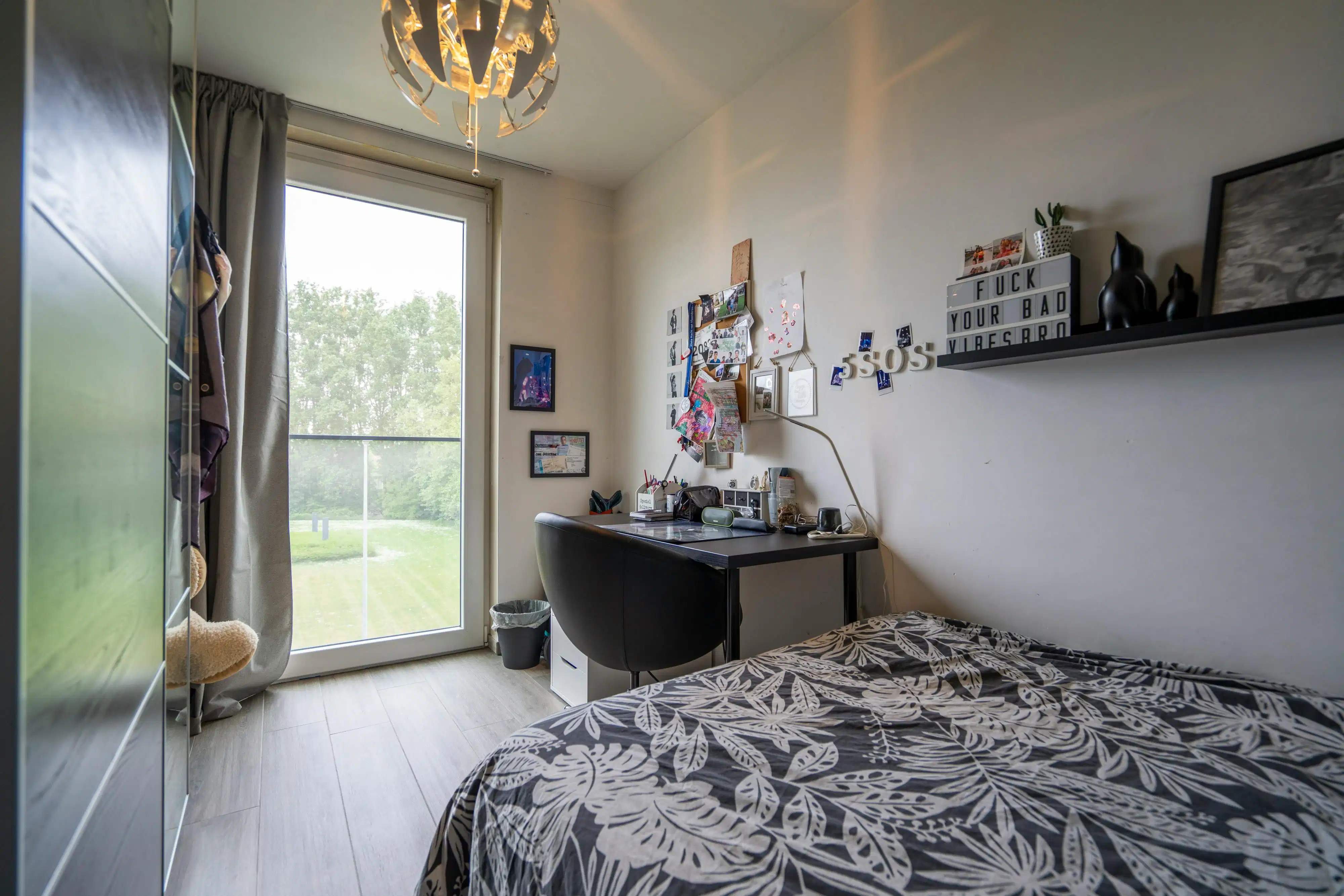 Ruim appartement met dubbel terras te koop in Gullegem! foto 8