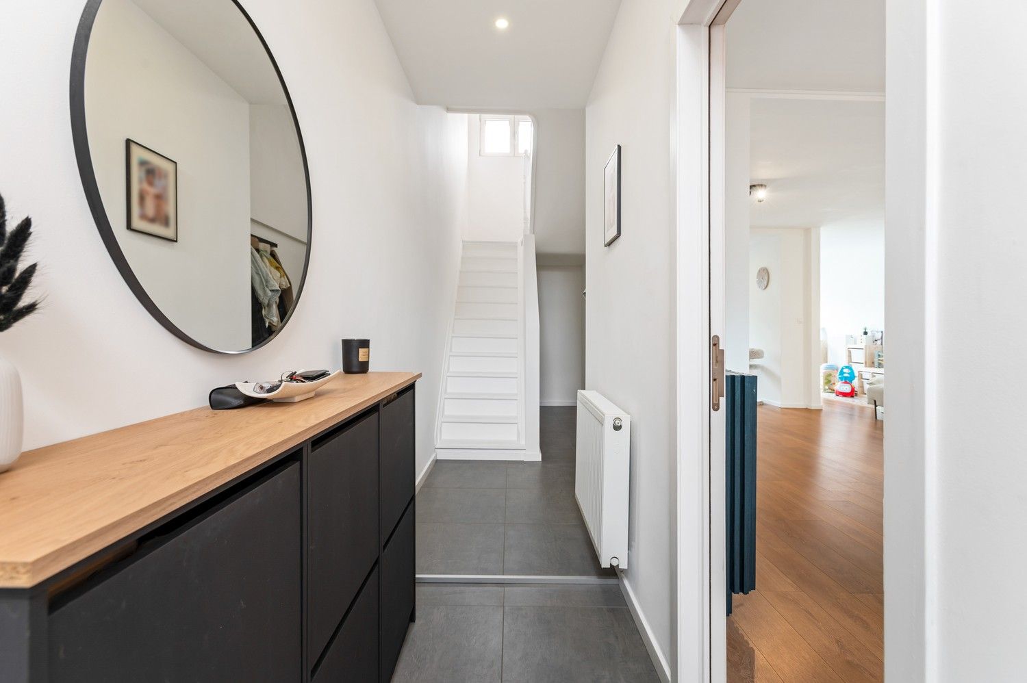 Instapklare woning met 3 slaapkamers, mooie tuin en garage in Kapellen! foto 12