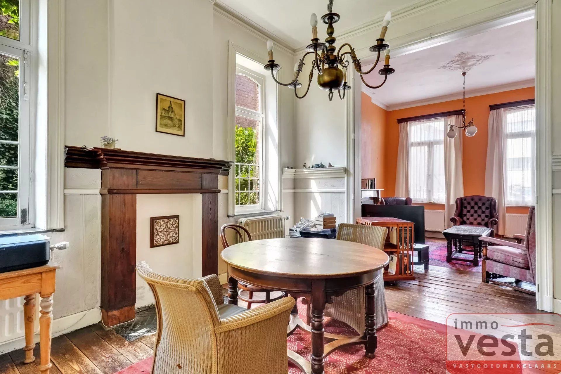 Statige herenwoning aan de stadsrand foto 7