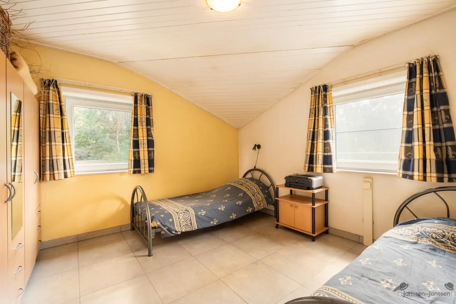 Architecturale woning met 4 slaapkamers op een royaal perceel van 2.012 m² foto 10