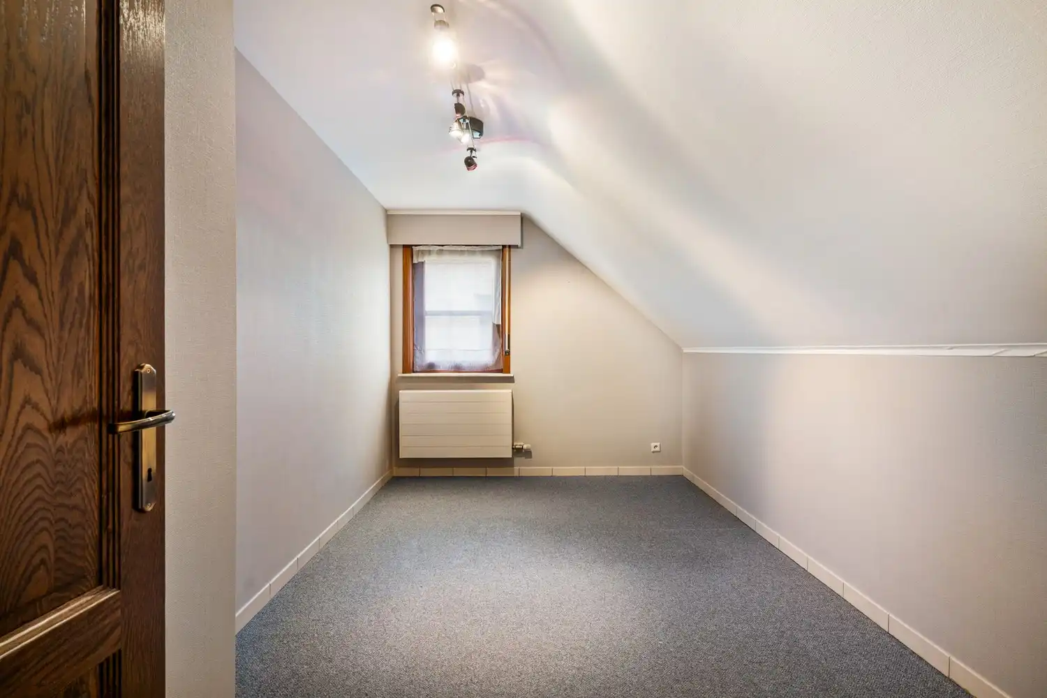 Woning met 3 (mogelijks 4) slpkrs op ruim perceel te Putte foto 19