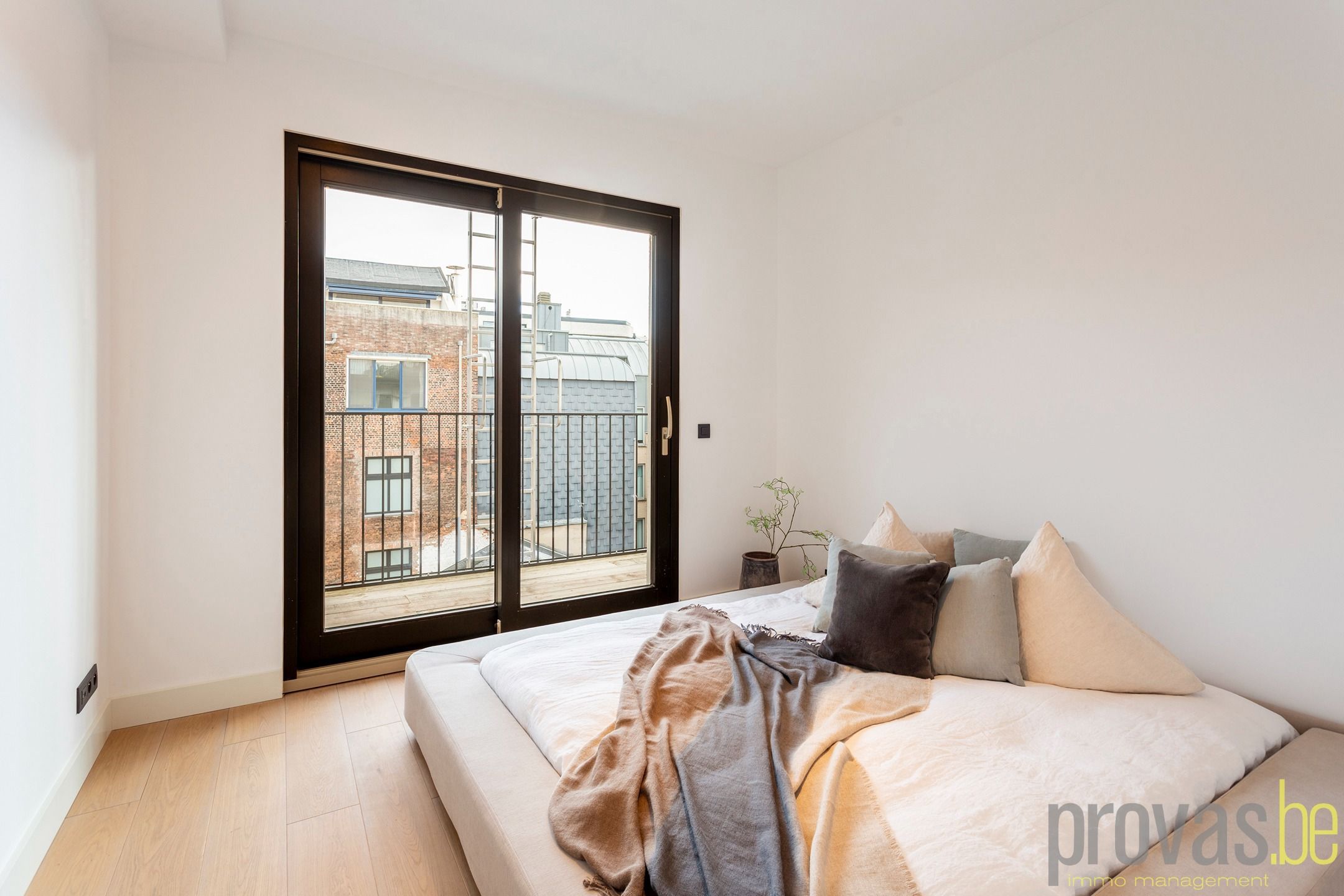 PRACHTIGE PENTHOUSE VAN CA 134 M² MET UNIEK TERRAS CA 102 M² foto 22