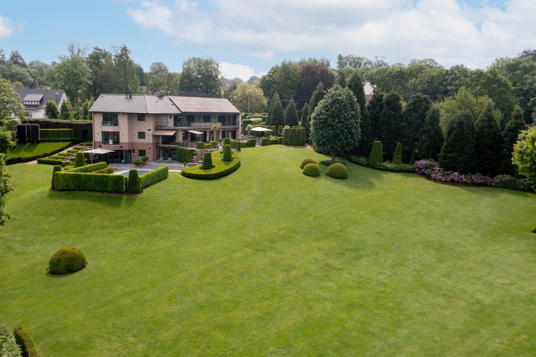 Villa op ruim perceel te WINKSELE foto 2