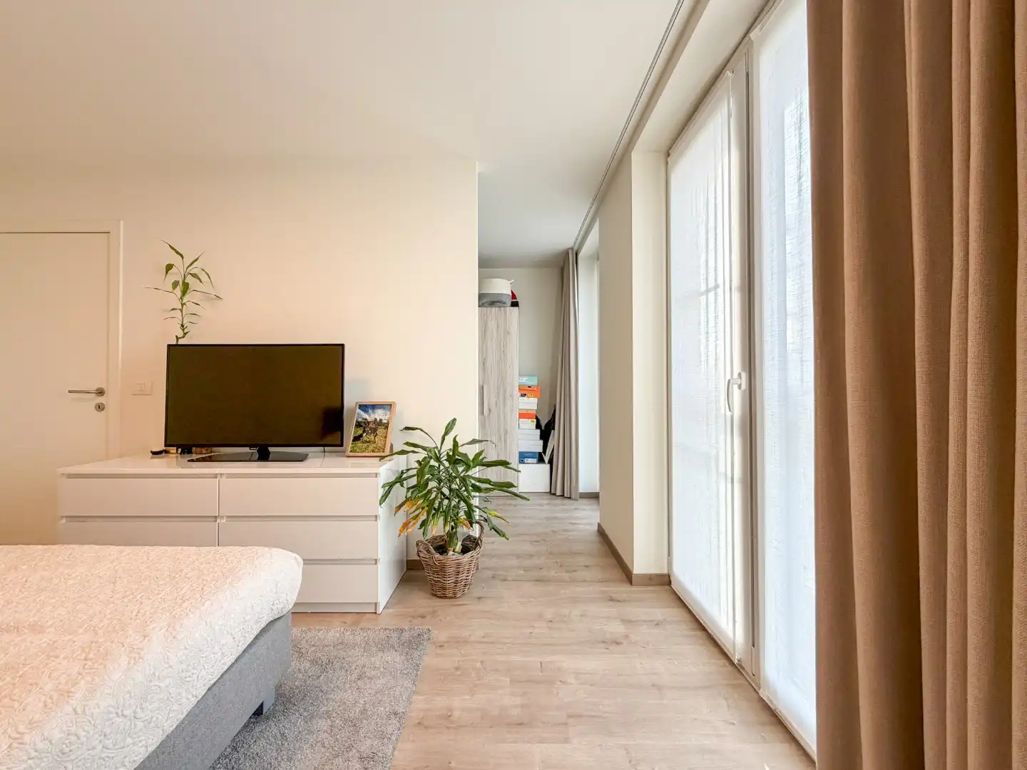 Instapklare rijwoning met 3 slpk, garage en tuin, Roeselare foto 13