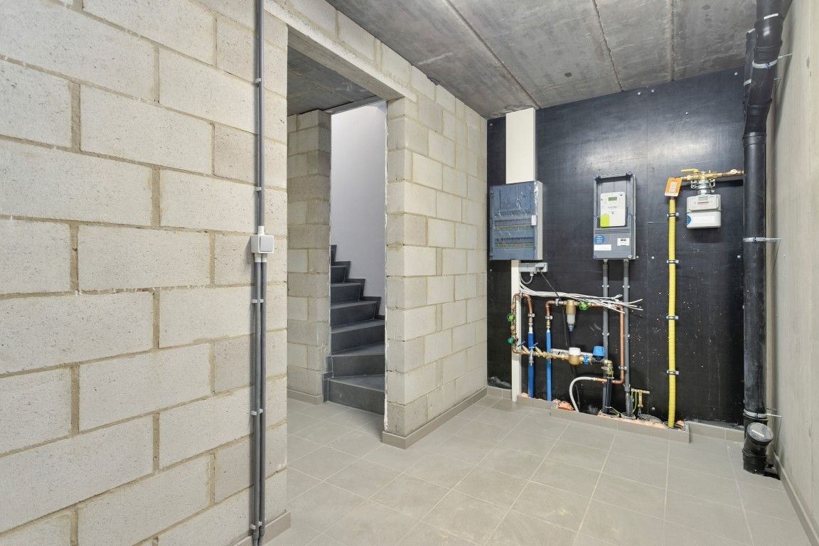Moderne woning met 3 slaapkamers en tuin in het rustige Landen foto 28