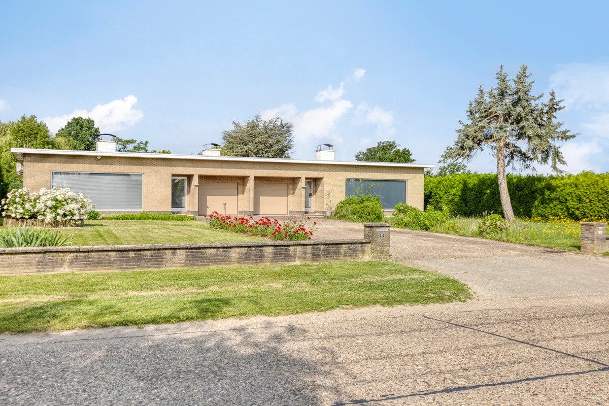 Charmante bungalow op ruim perceel van 15a in Vliermaalroot foto 2