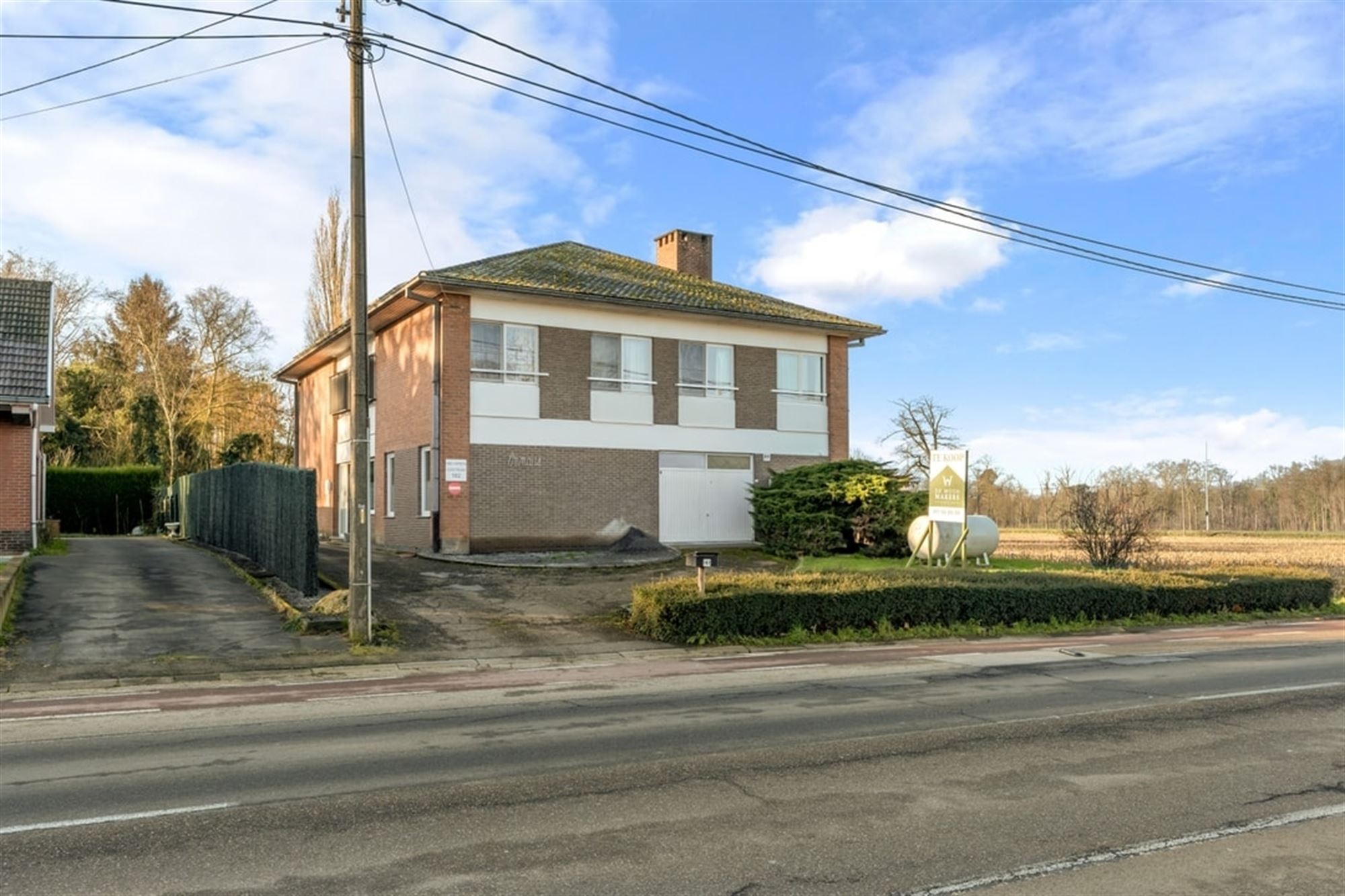 VERGUND GEMEENSCHAPSHUIS MET 15 INDIVIDUELE KAMERS foto 53