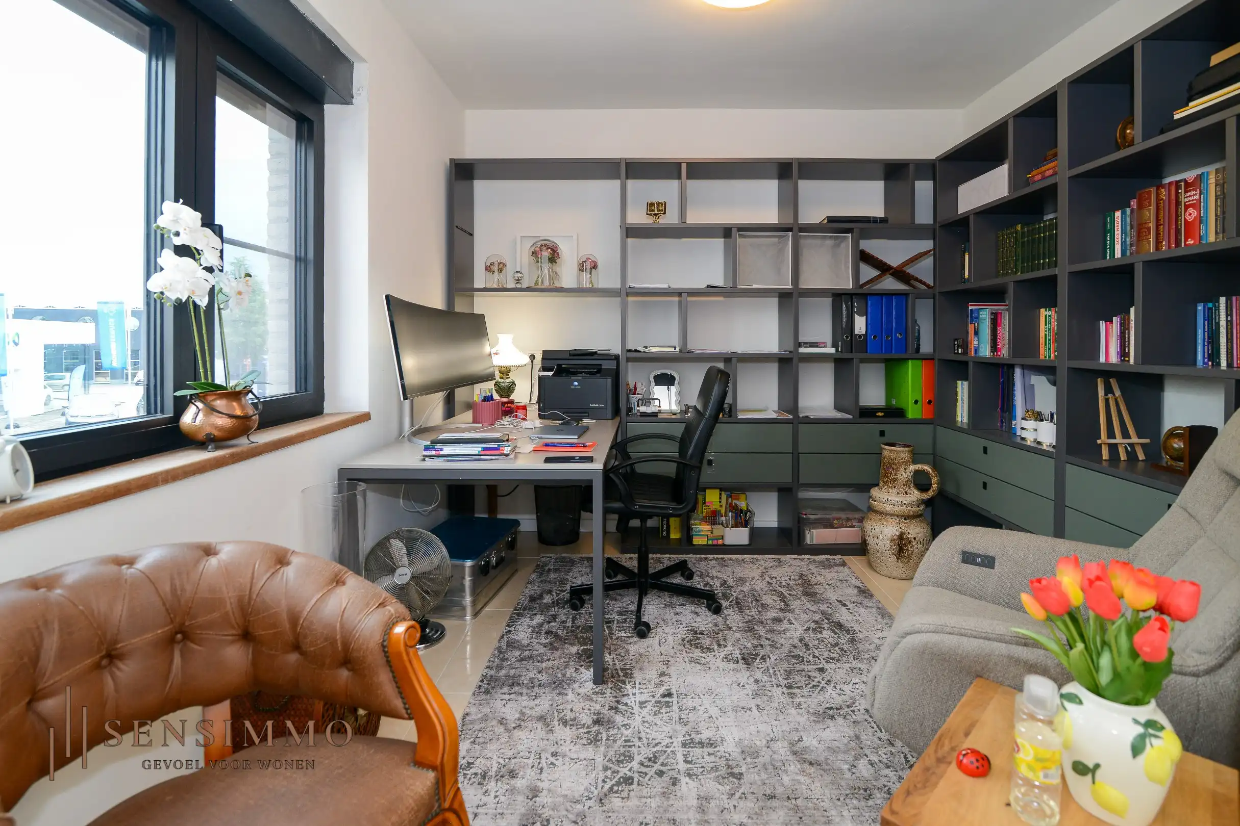 Kwalitatief gerenoveerde residentie met 2 appartementen en privatieve parkeerplaats foto 12